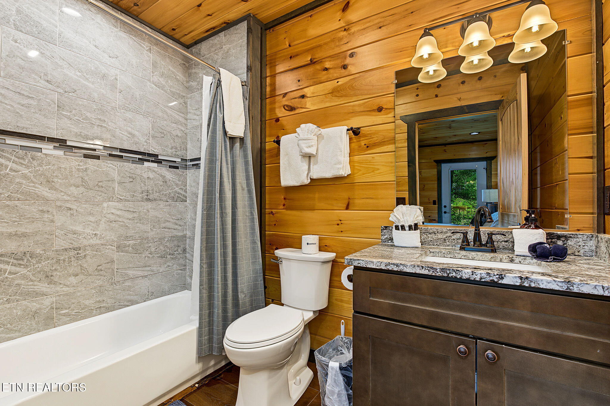 1864 Blue Tick Way Sevierville TN 37876