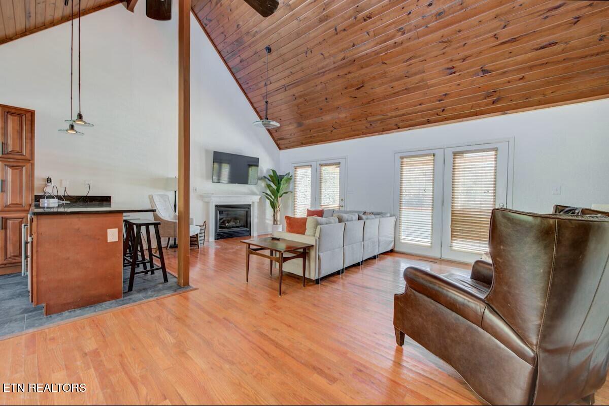 408 Lakecrest Drive Harriman TN 37748