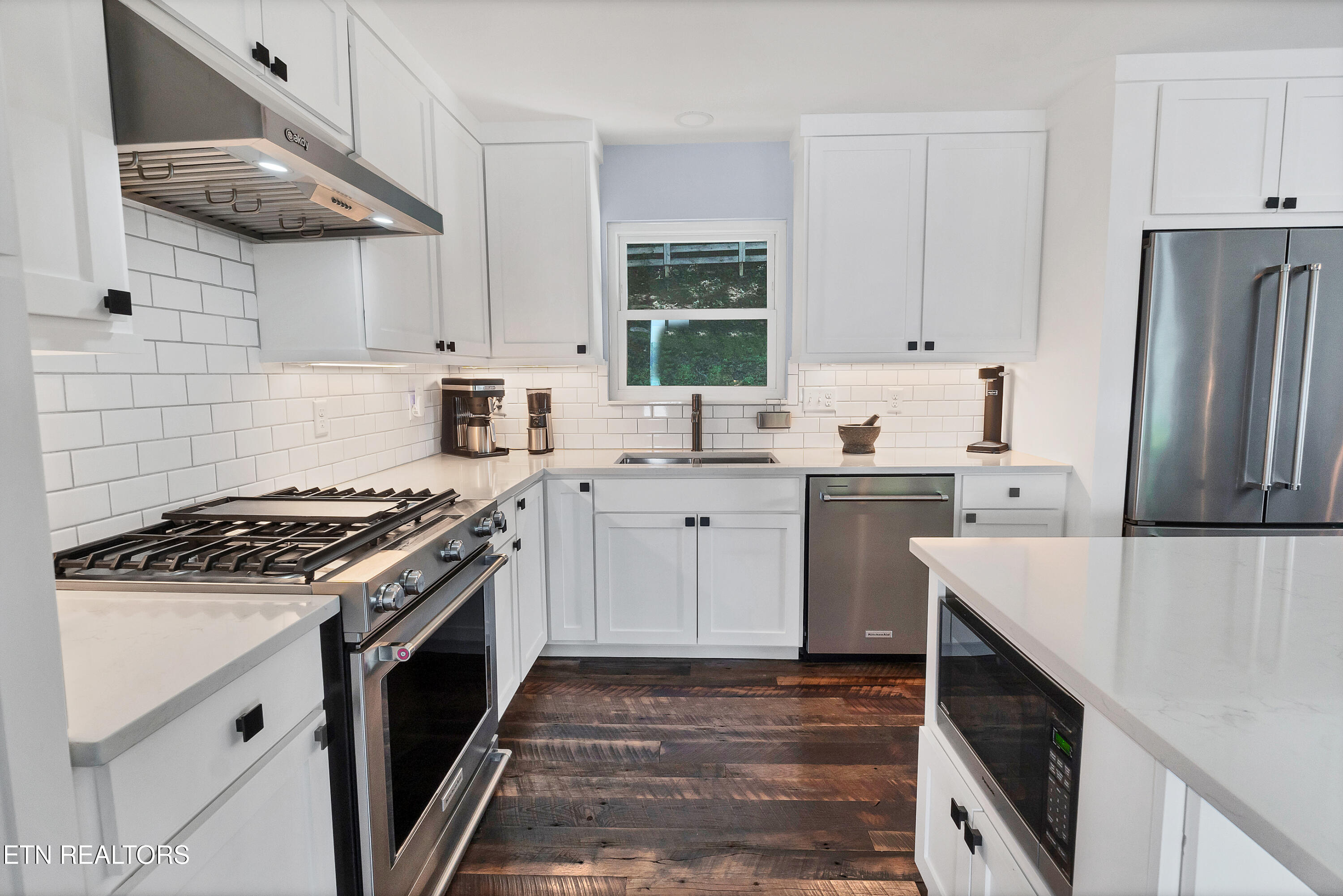 2212 Jones Bend Road Louisville TN 37777