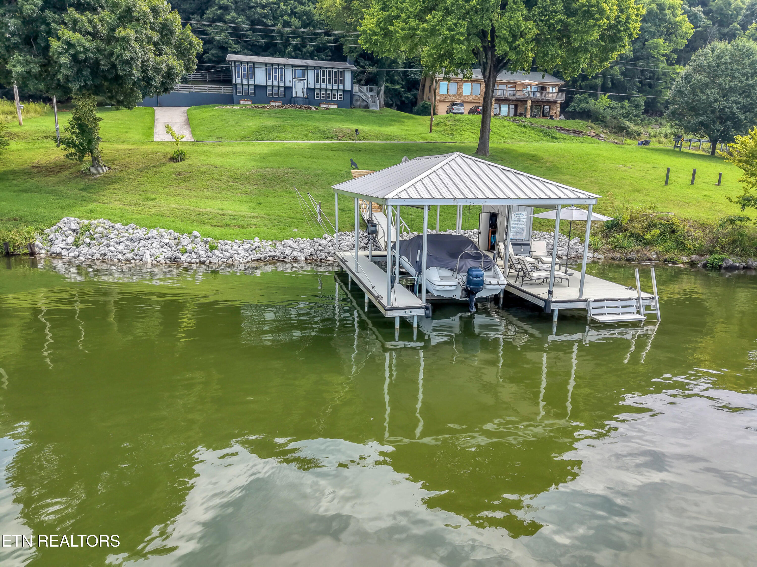 2212 Jones Bend Road Louisville TN 37777