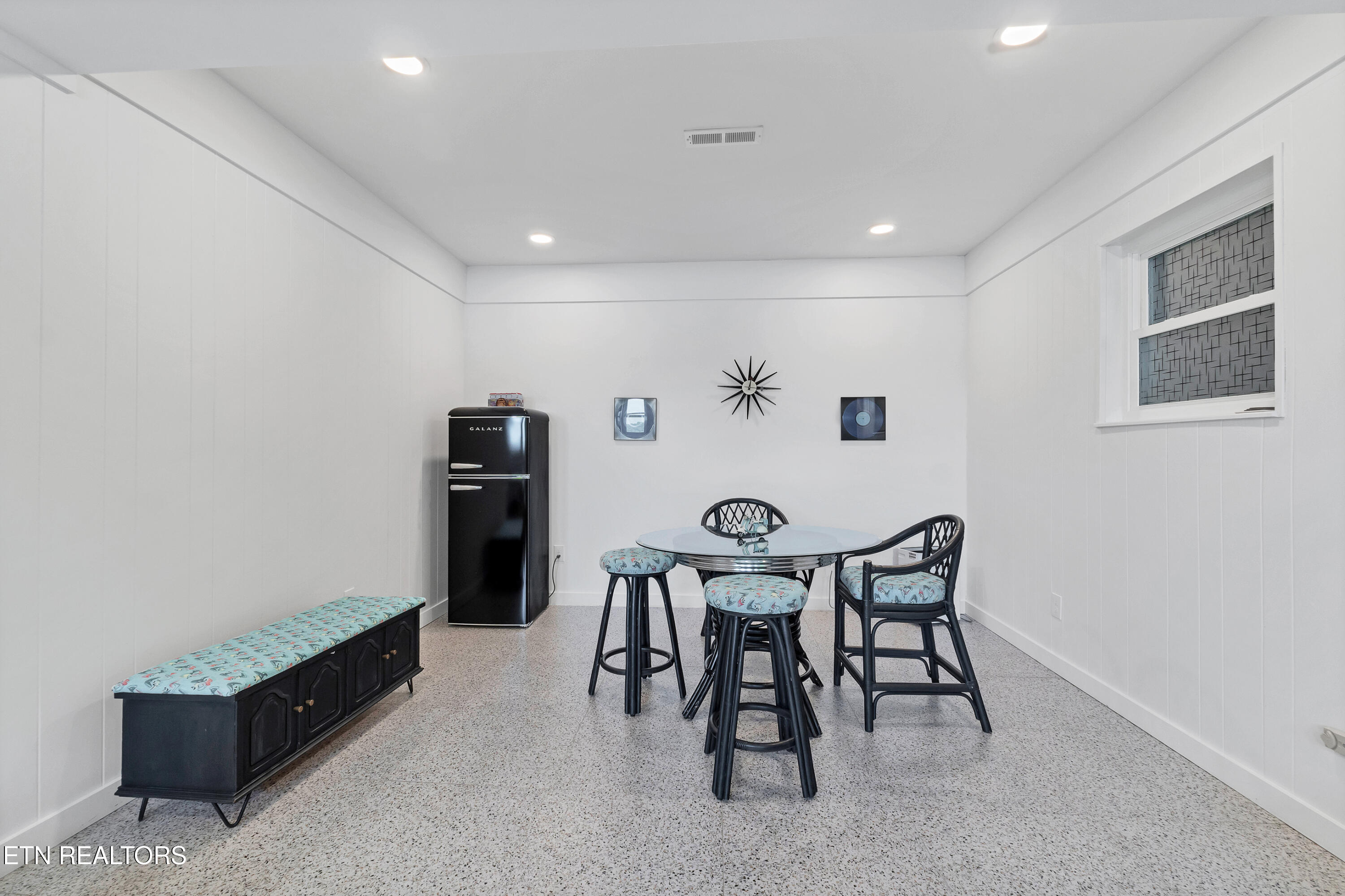 2212 Jones Bend Road Louisville TN 37777