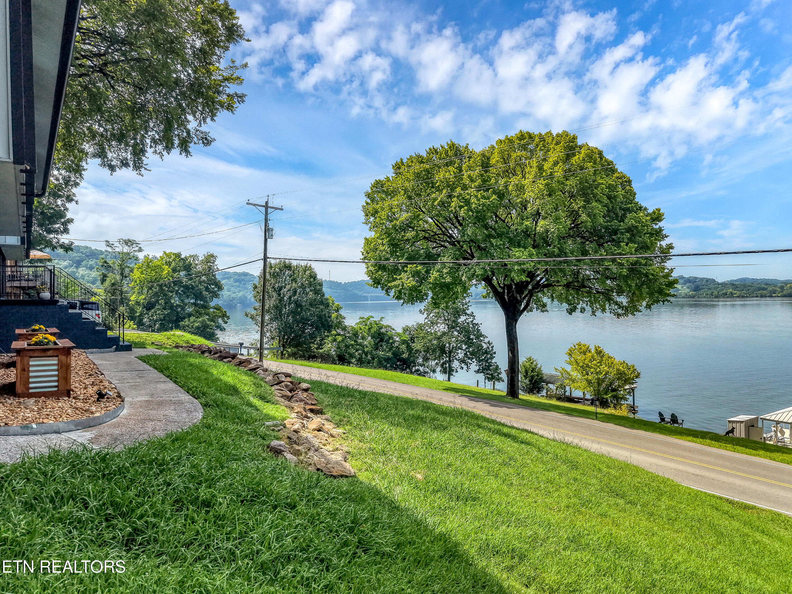 2212 Jones Bend Road Louisville TN 37777