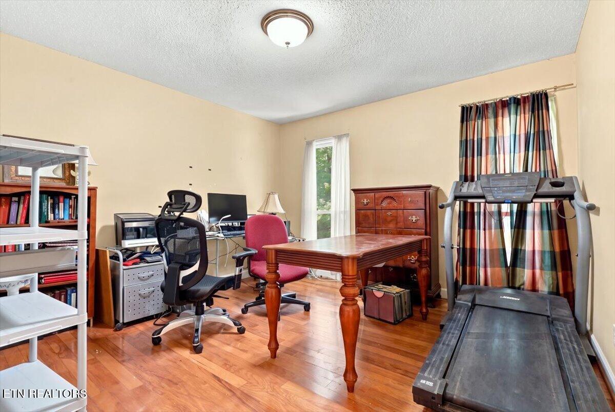 1909 Grenada Boulevard Knoxville TN 37922