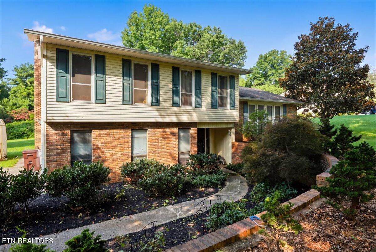 1909 Grenada Boulevard Knoxville TN 37922