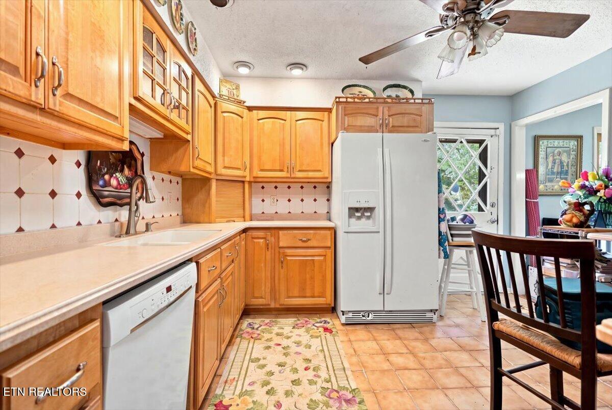 1909 Grenada Boulevard Knoxville TN 37922
