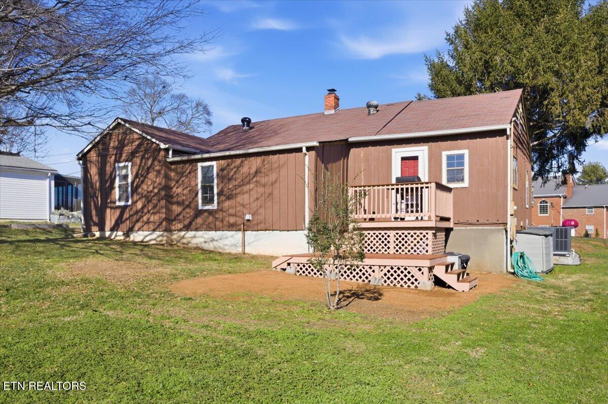1211 Foch Street Maryville TN 37801
