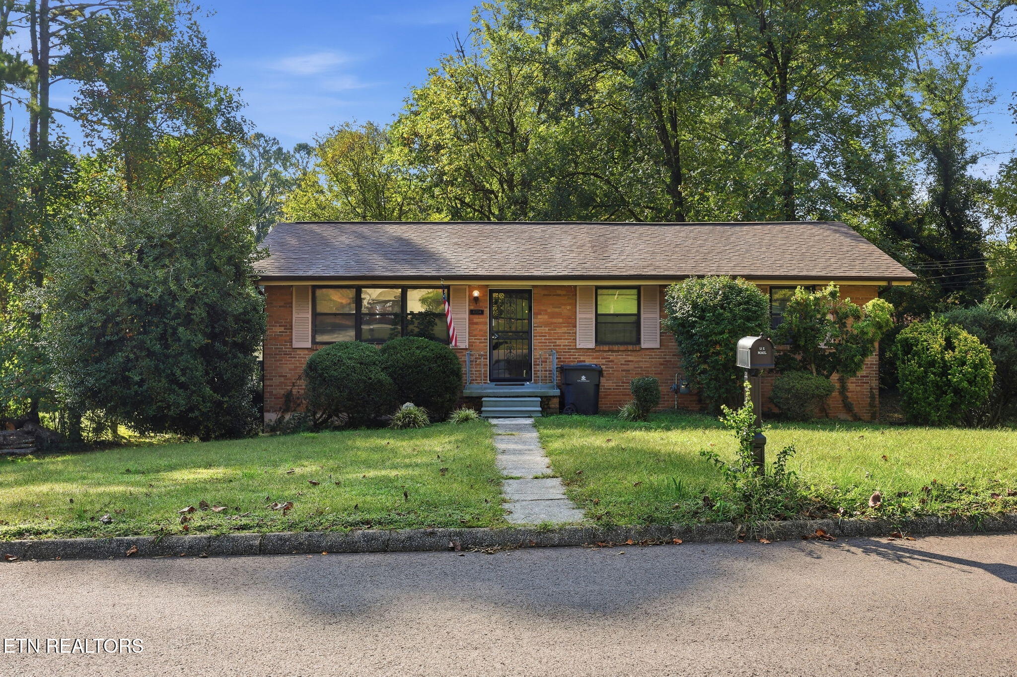 4704 Maplehill Road Knoxville TN 37914