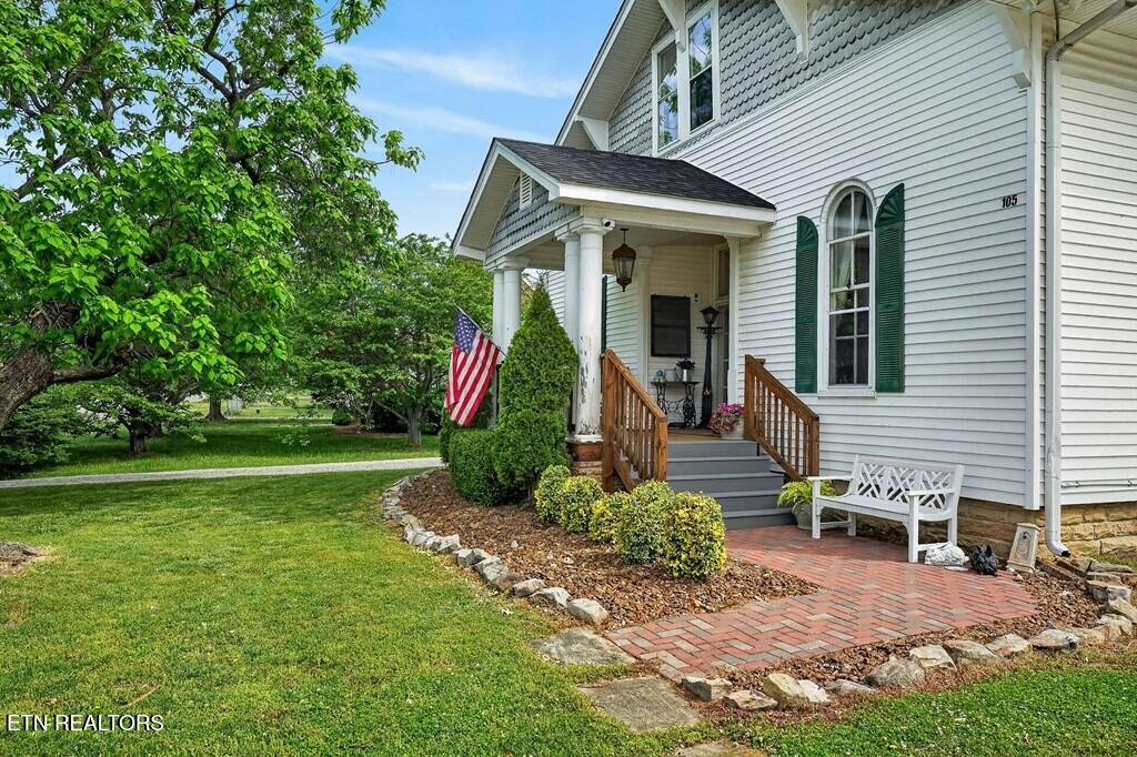 105 Roberts Street Livingston TN 38570