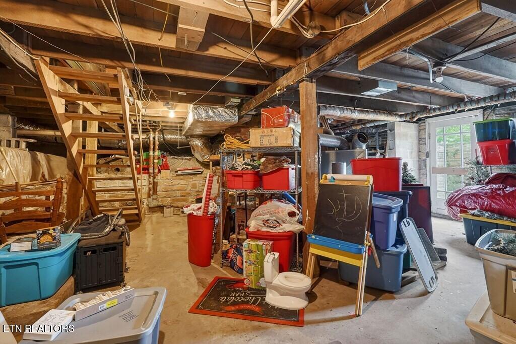 105 Roberts Street Livingston TN 38570