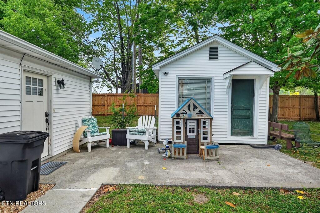 105 Roberts Street Livingston TN 38570