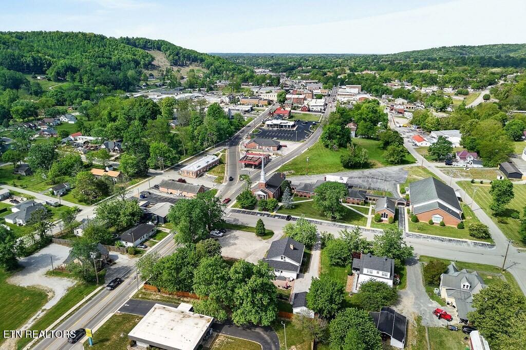 105 Roberts Street Livingston TN 38570