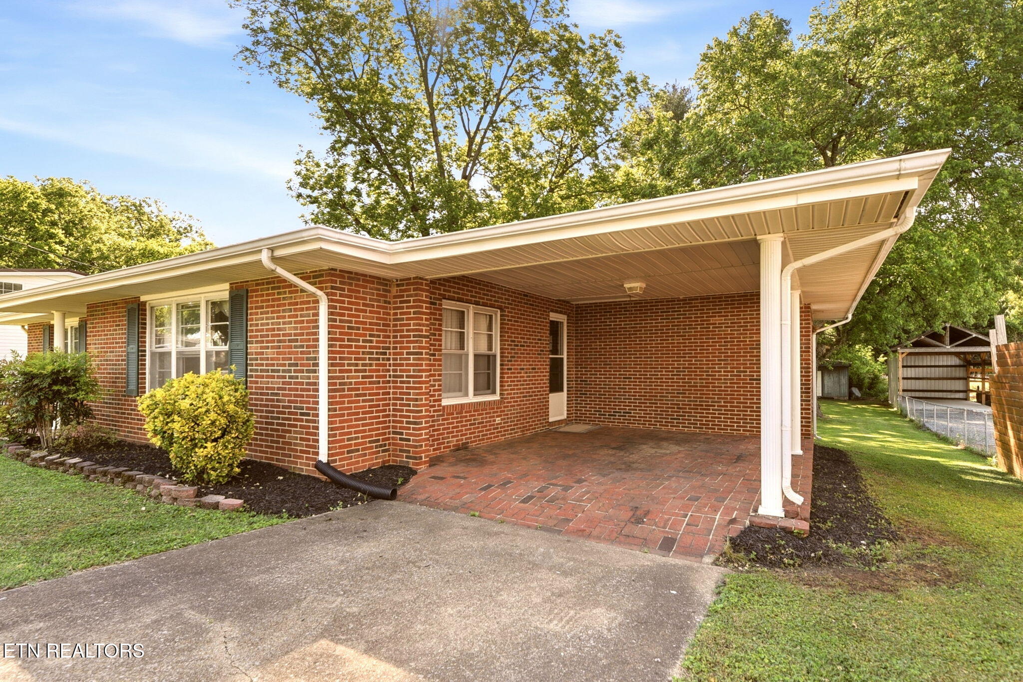 205 W Main Street Niota TN 37826