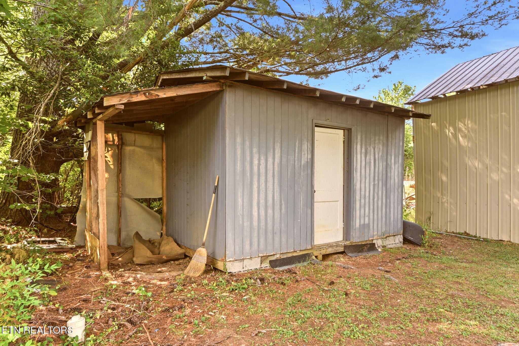 205 W Main Street Niota TN 37826