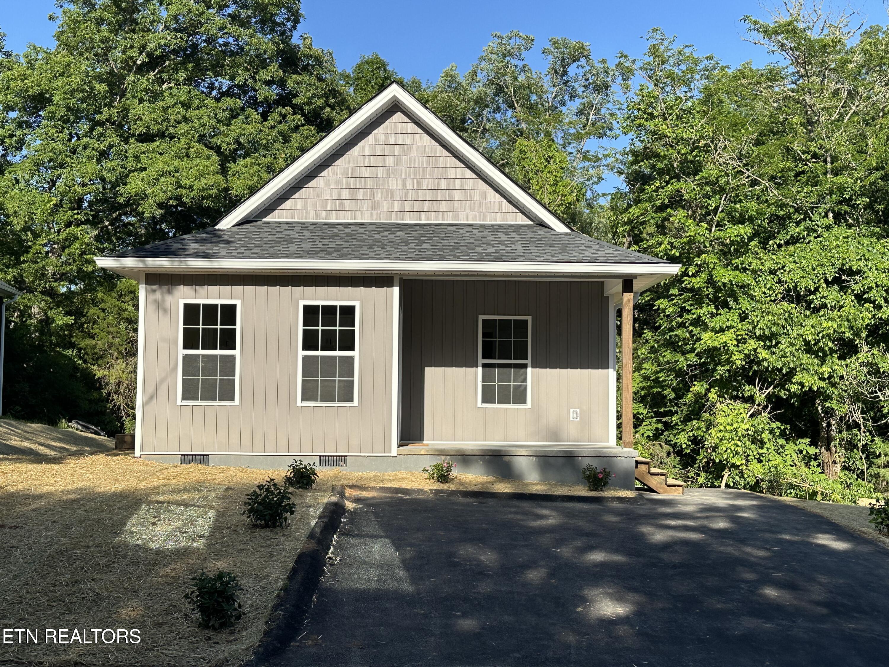 Sevierville TN, 2822 Deer Stand Drive