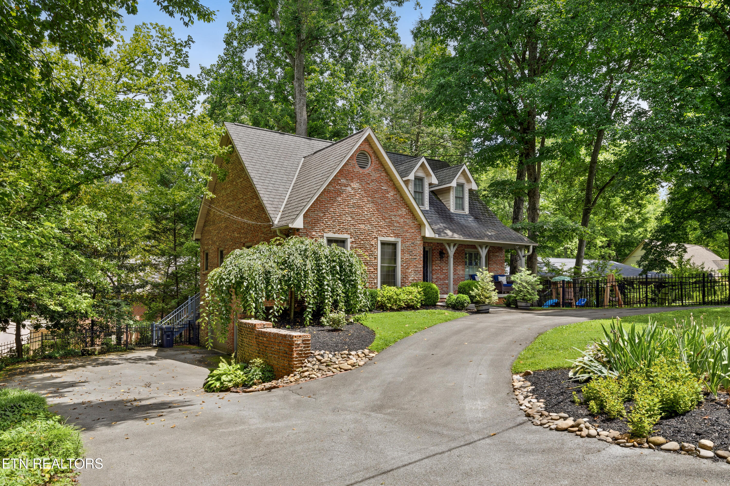 458 Oakhurst Drive Knoxville TN 37919