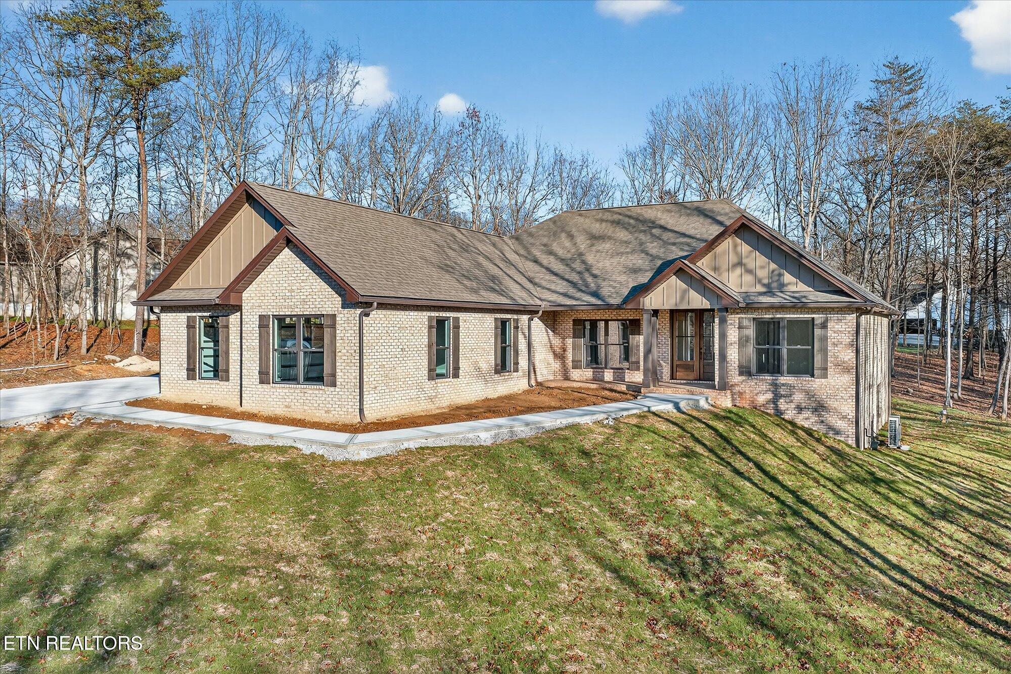 138 Magnolia Lane Crossville TN 38555