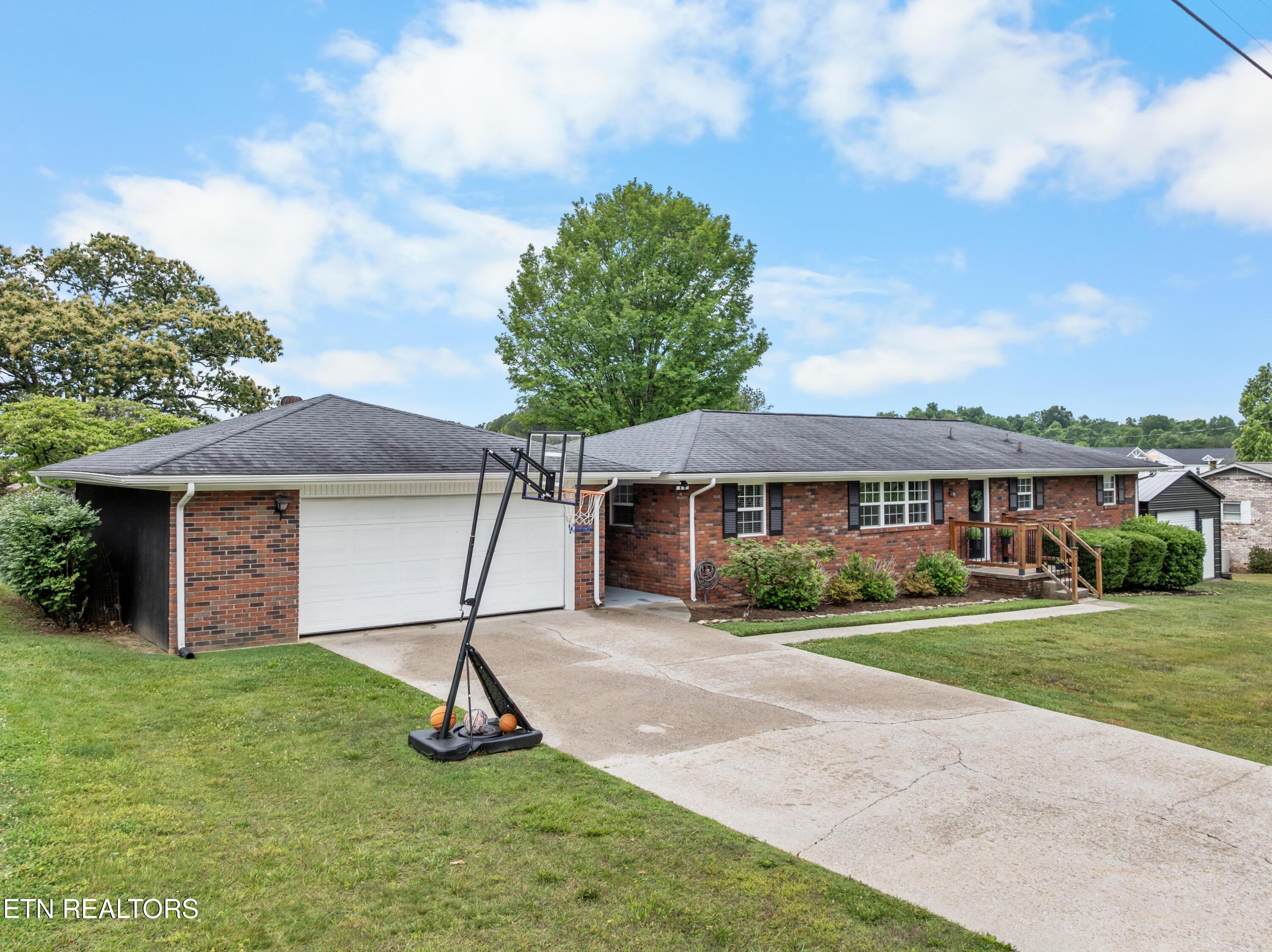 625 W Grinnell Circle Knoxville TN 37924