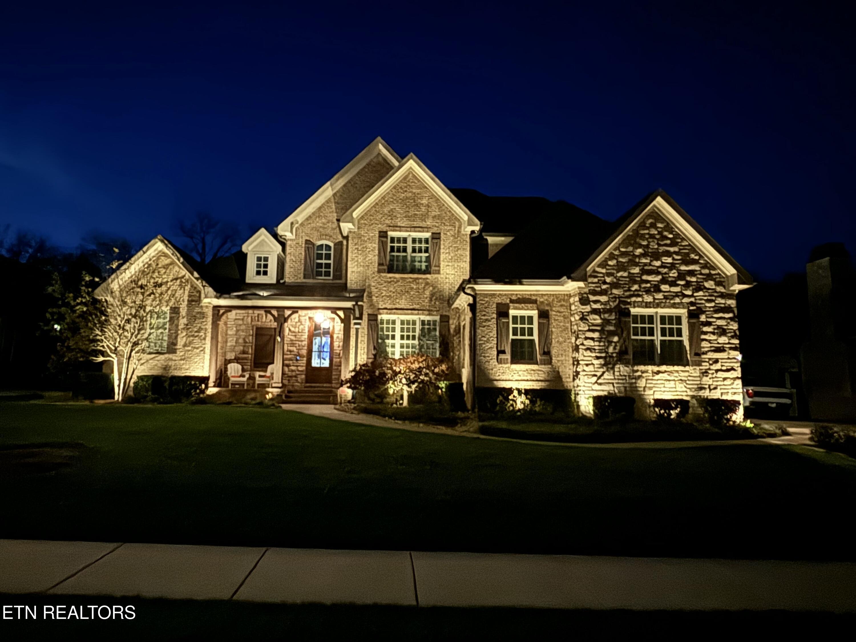 12427 Waterslea Lane Knoxville TN 37934