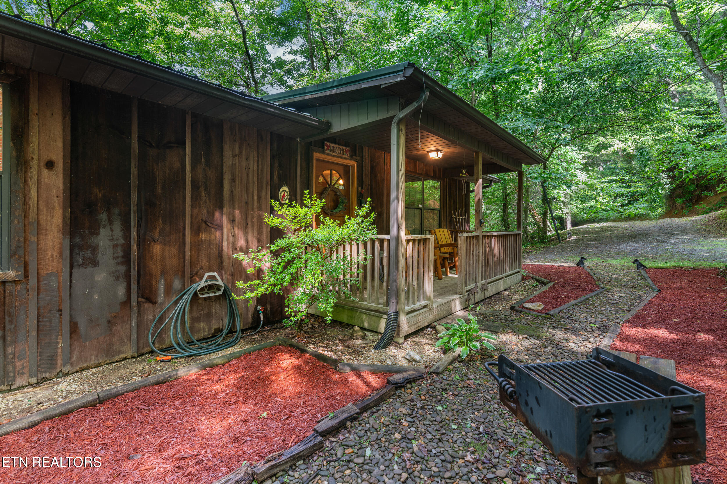 1941 Anderson Way Sevierville TN 37876