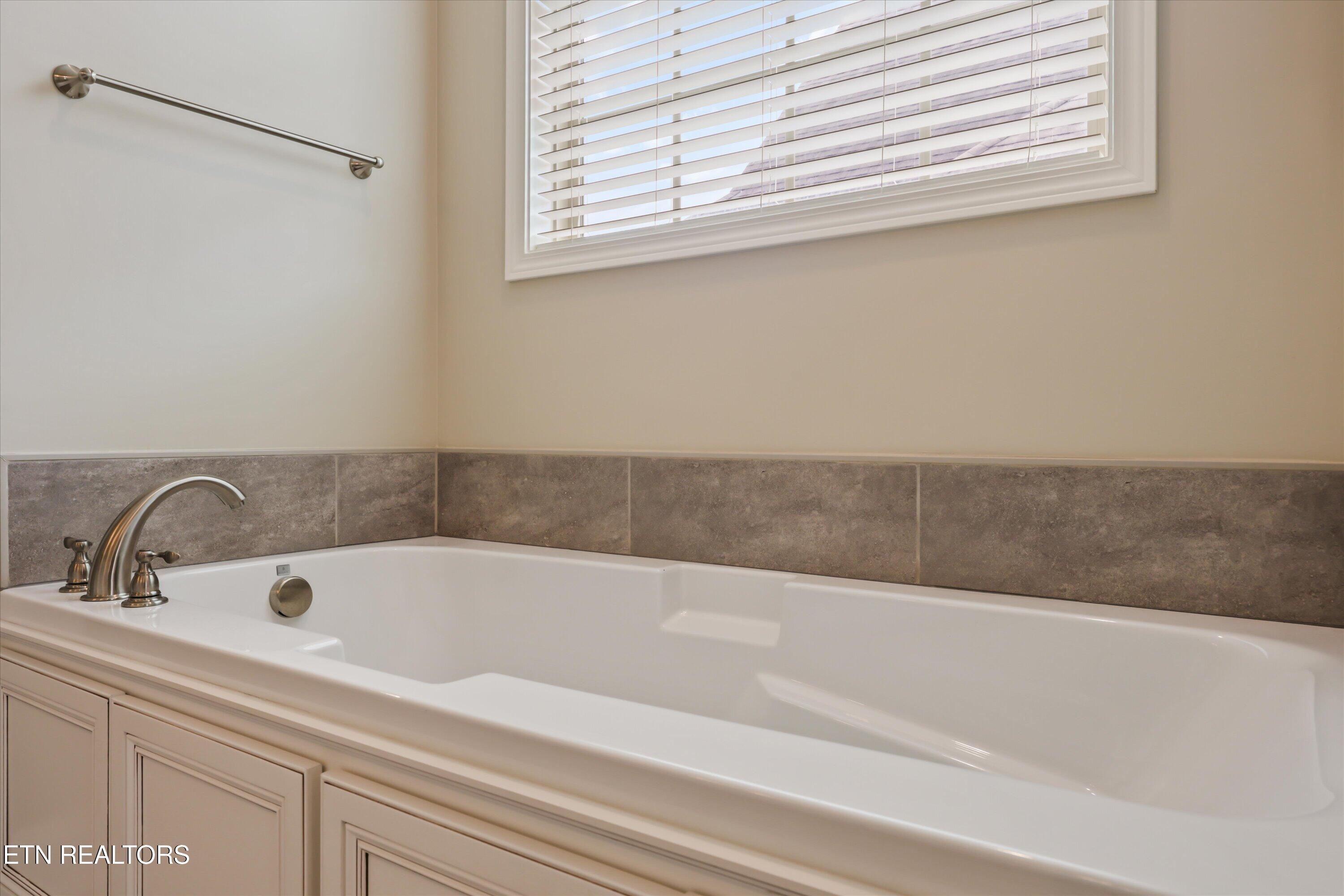 1638 Amhurst Lane Maryville TN 37801