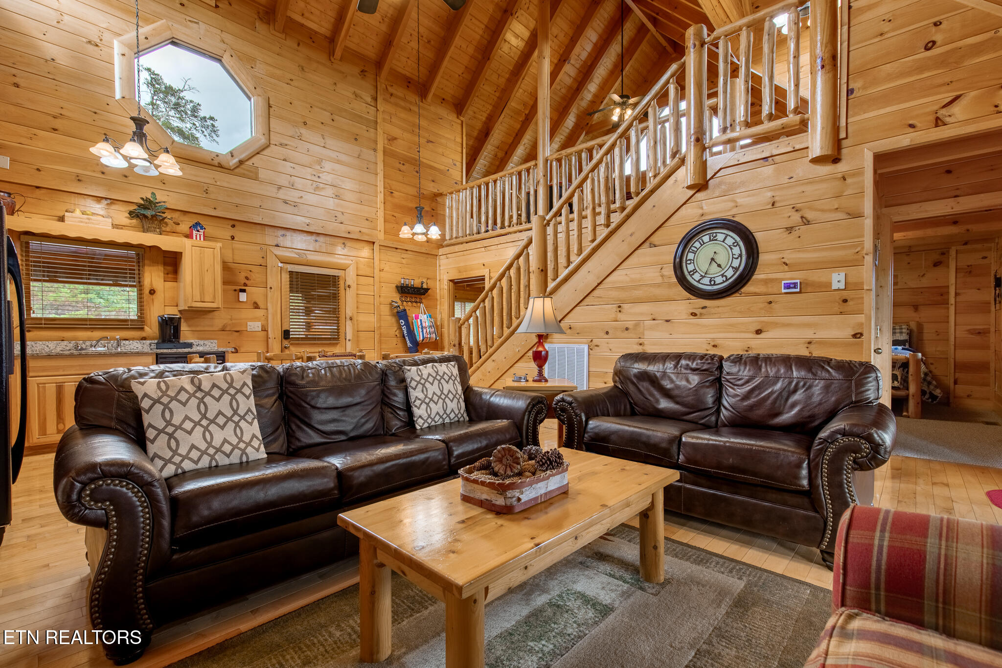 2024 Cougar Crossing Way Sevierville TN 37876