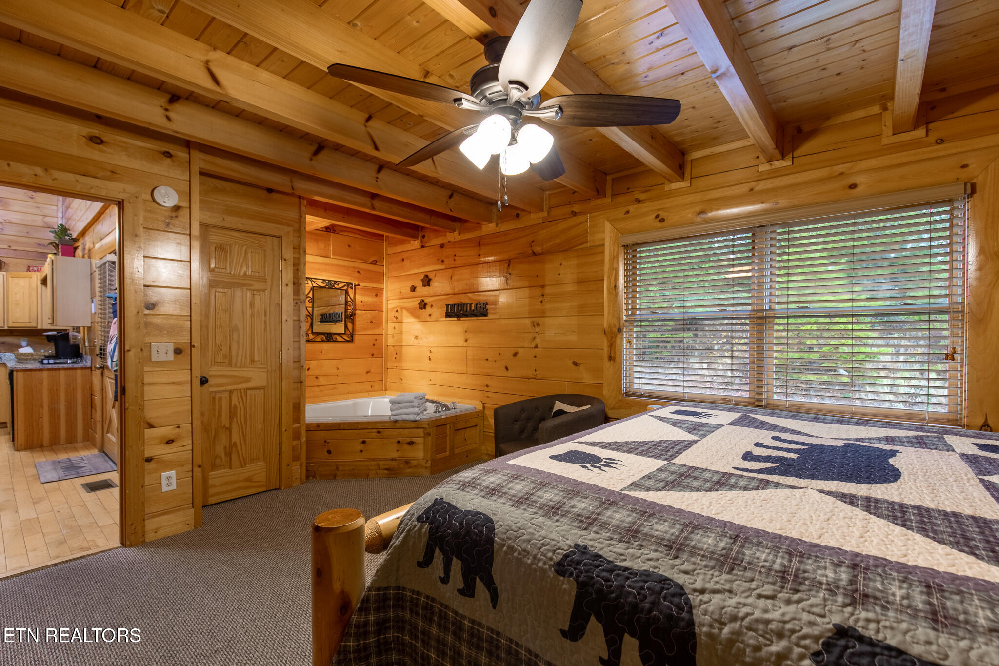 2024 Cougar Crossing Way Sevierville TN 37876