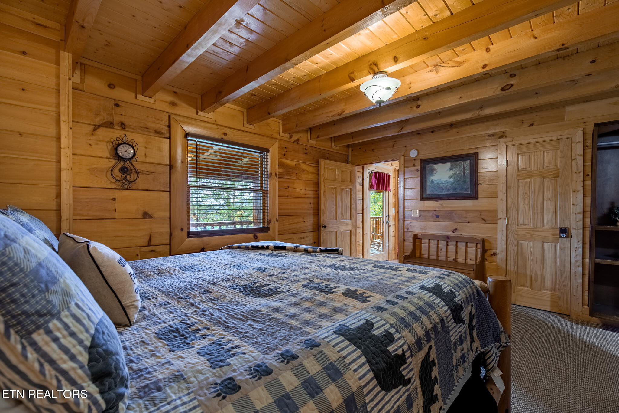 2024 Cougar Crossing Way Sevierville TN 37876
