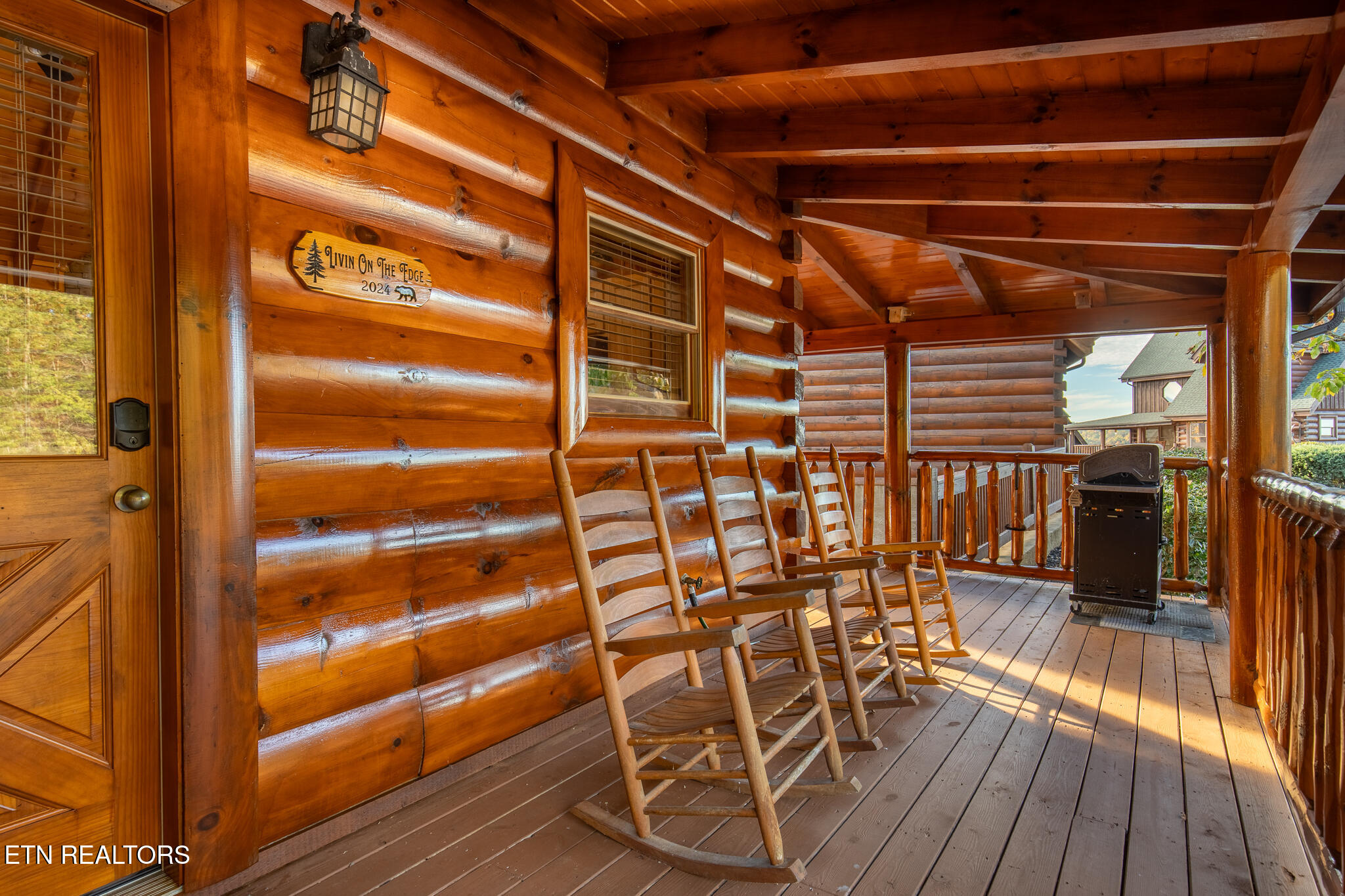 2024 Cougar Crossing Way Sevierville TN 37876