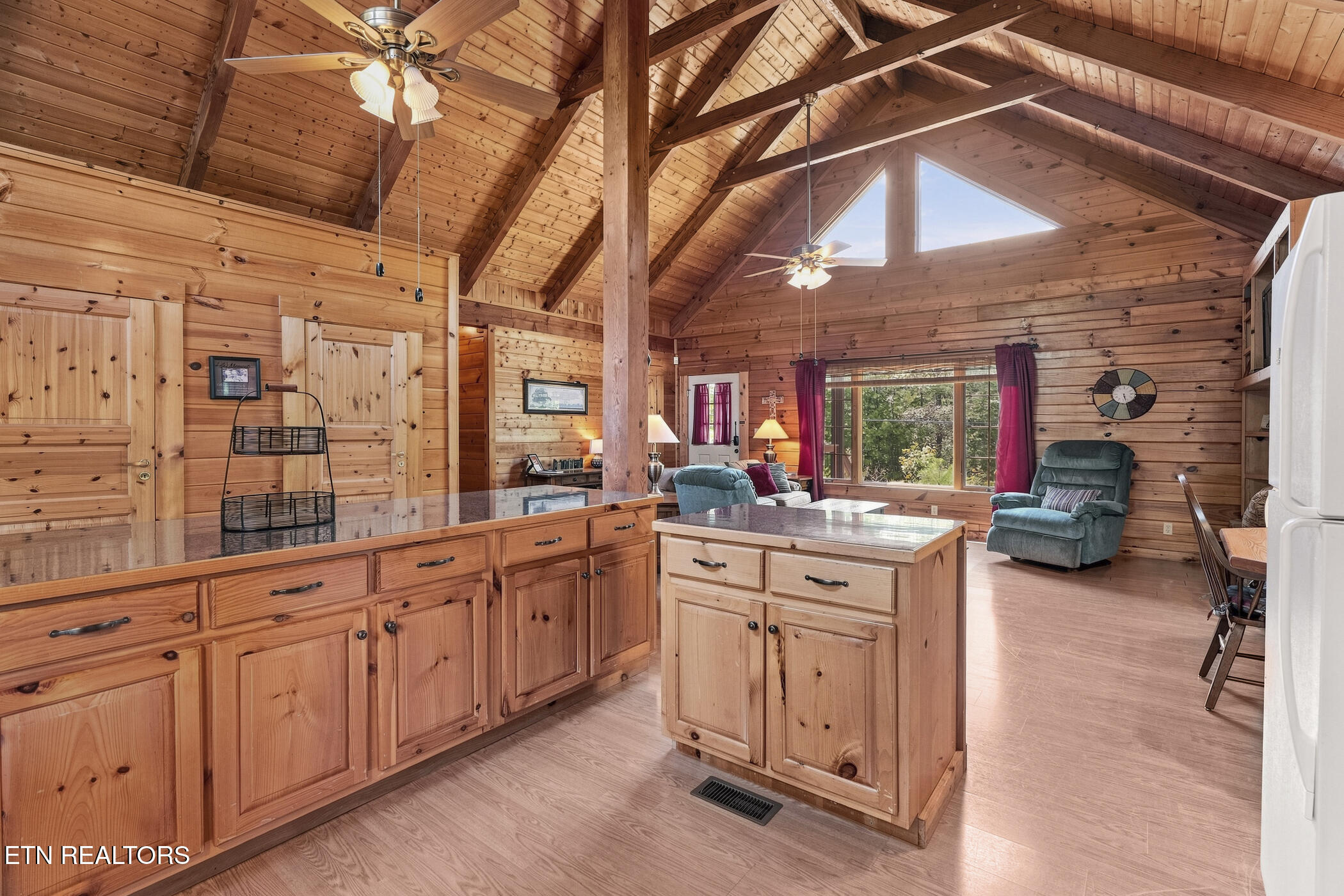 2469 Misty Shadows Drive Sevierville TN 37862