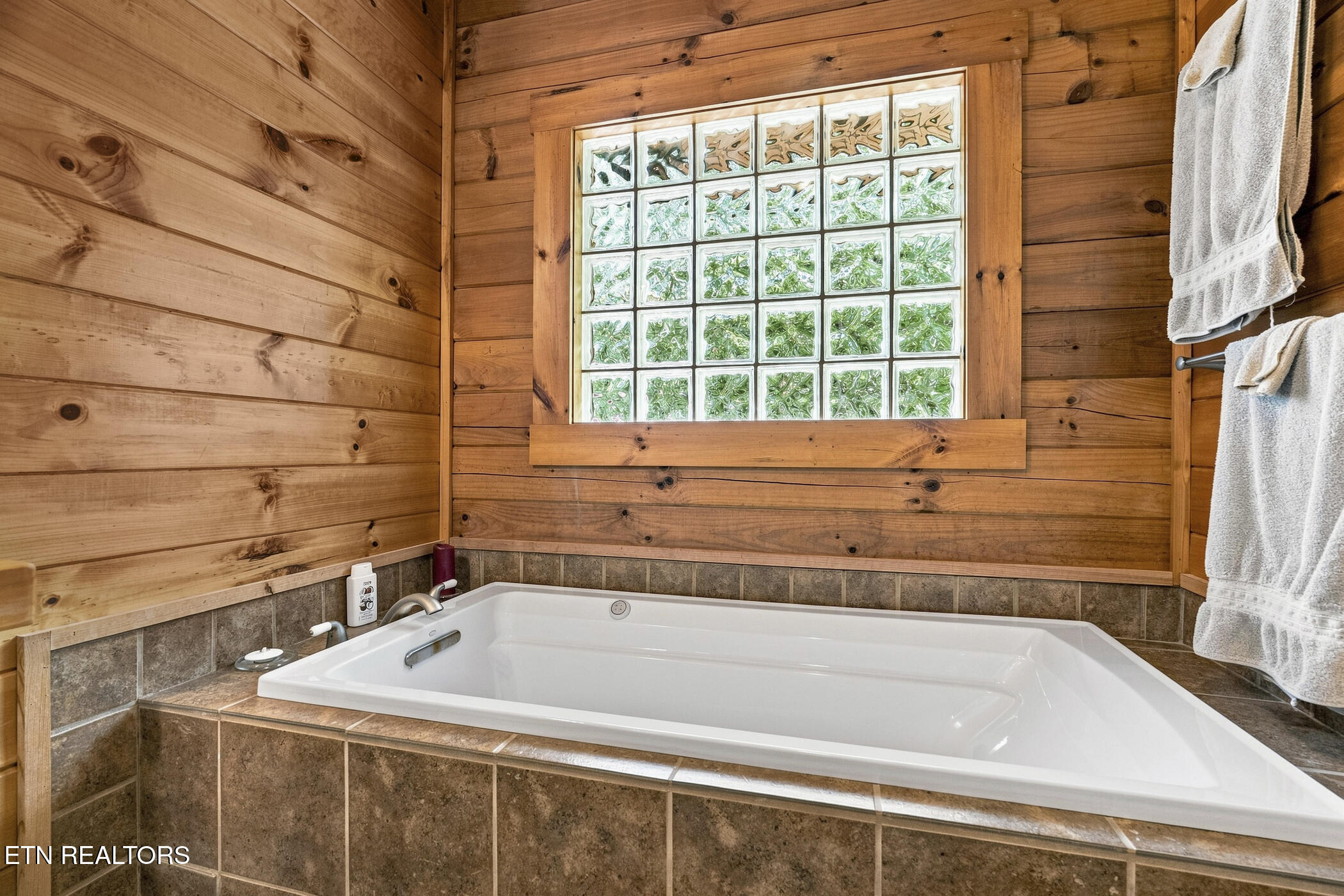 2469 Misty Shadows Drive Sevierville TN 37862