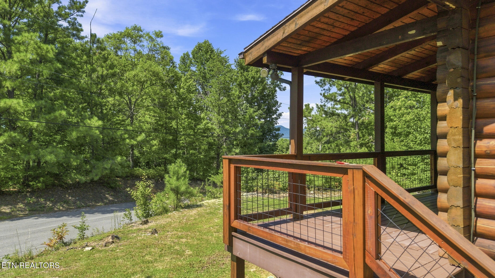 2469 Misty Shadows Drive Sevierville TN 37862