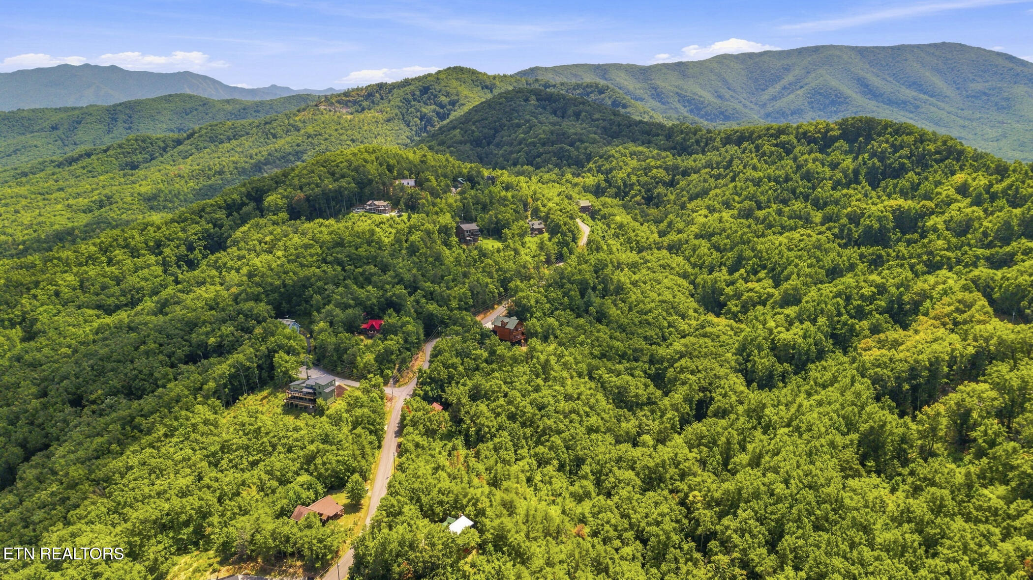 2469 Misty Shadows Drive Sevierville TN 37862