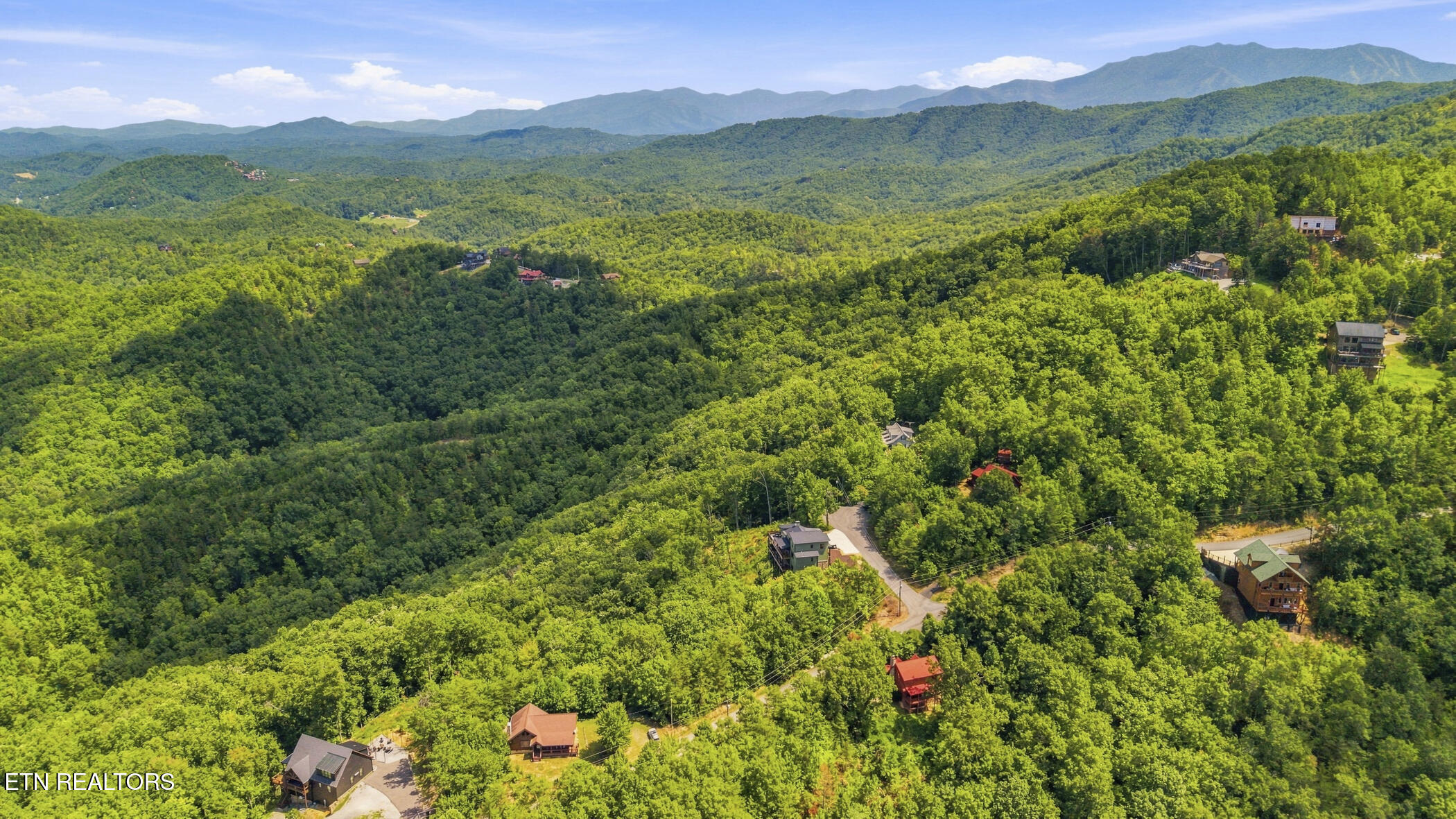 2469 Misty Shadows Drive Sevierville TN 37862