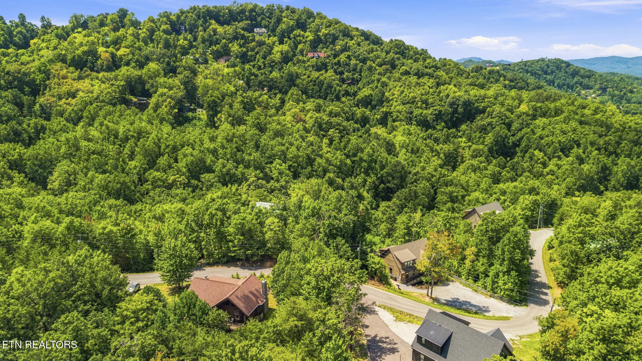 2469 Misty Shadows Drive Sevierville TN 37862