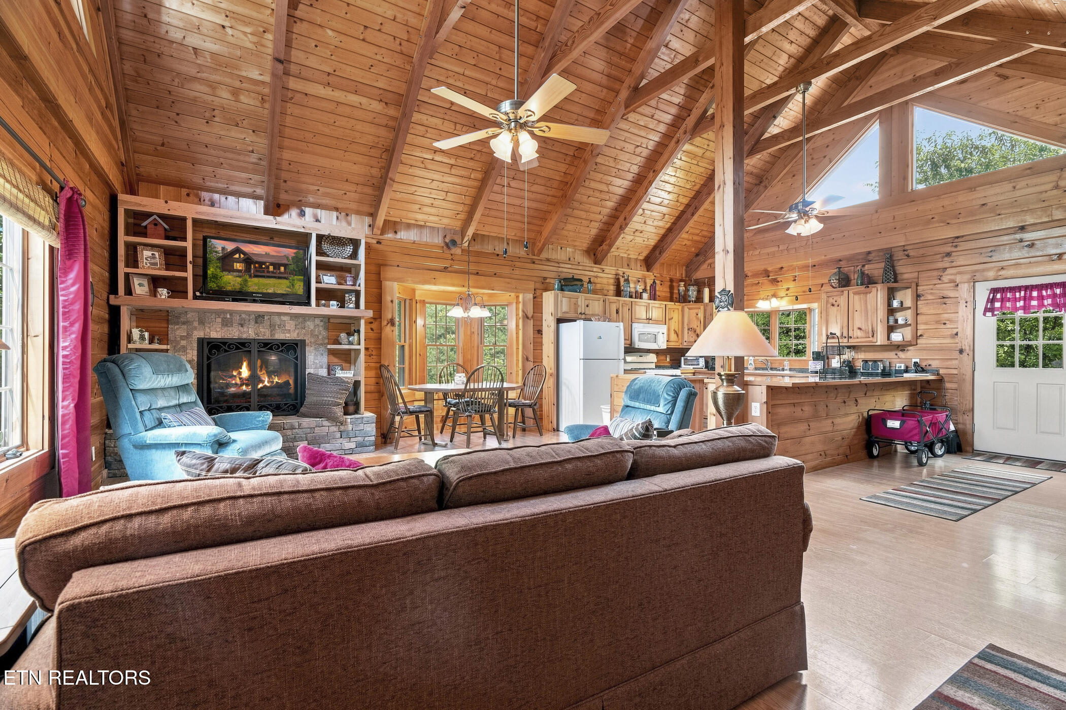 2469 Misty Shadows Drive Sevierville TN 37862