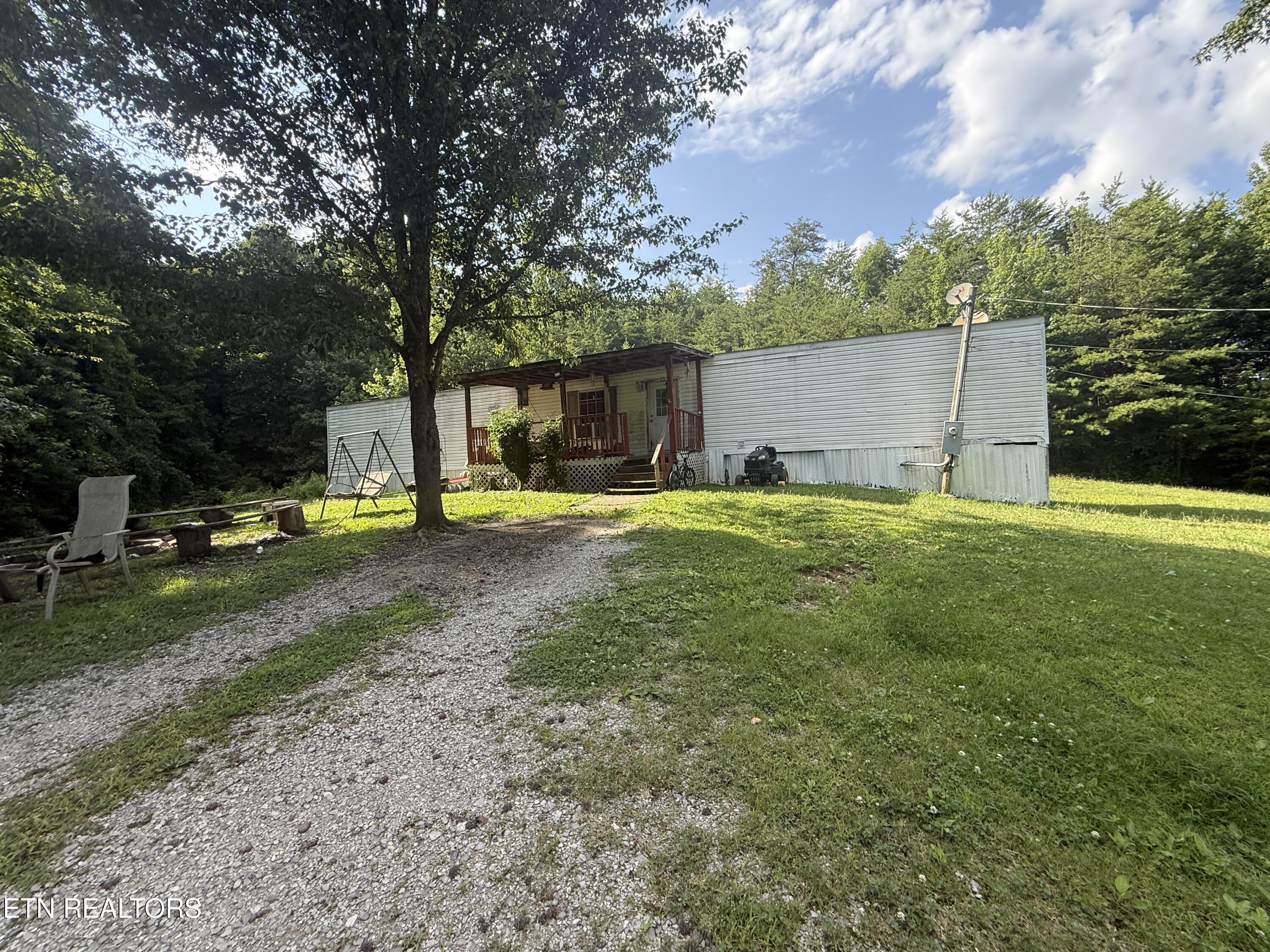 129 Old Bryant Lane Rocky Top TN 37769
