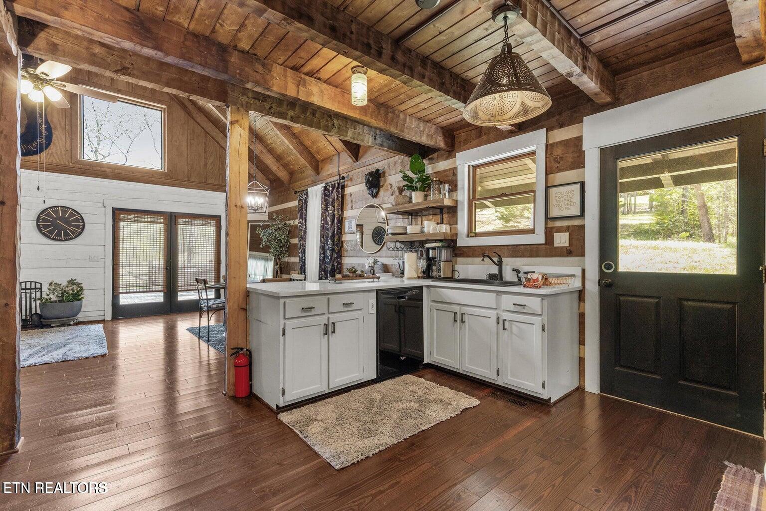4065 Hickory Hollow Way Sevierville TN 37862