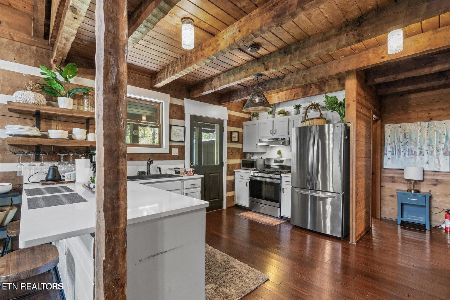 4065 Hickory Hollow Way Sevierville TN 37862