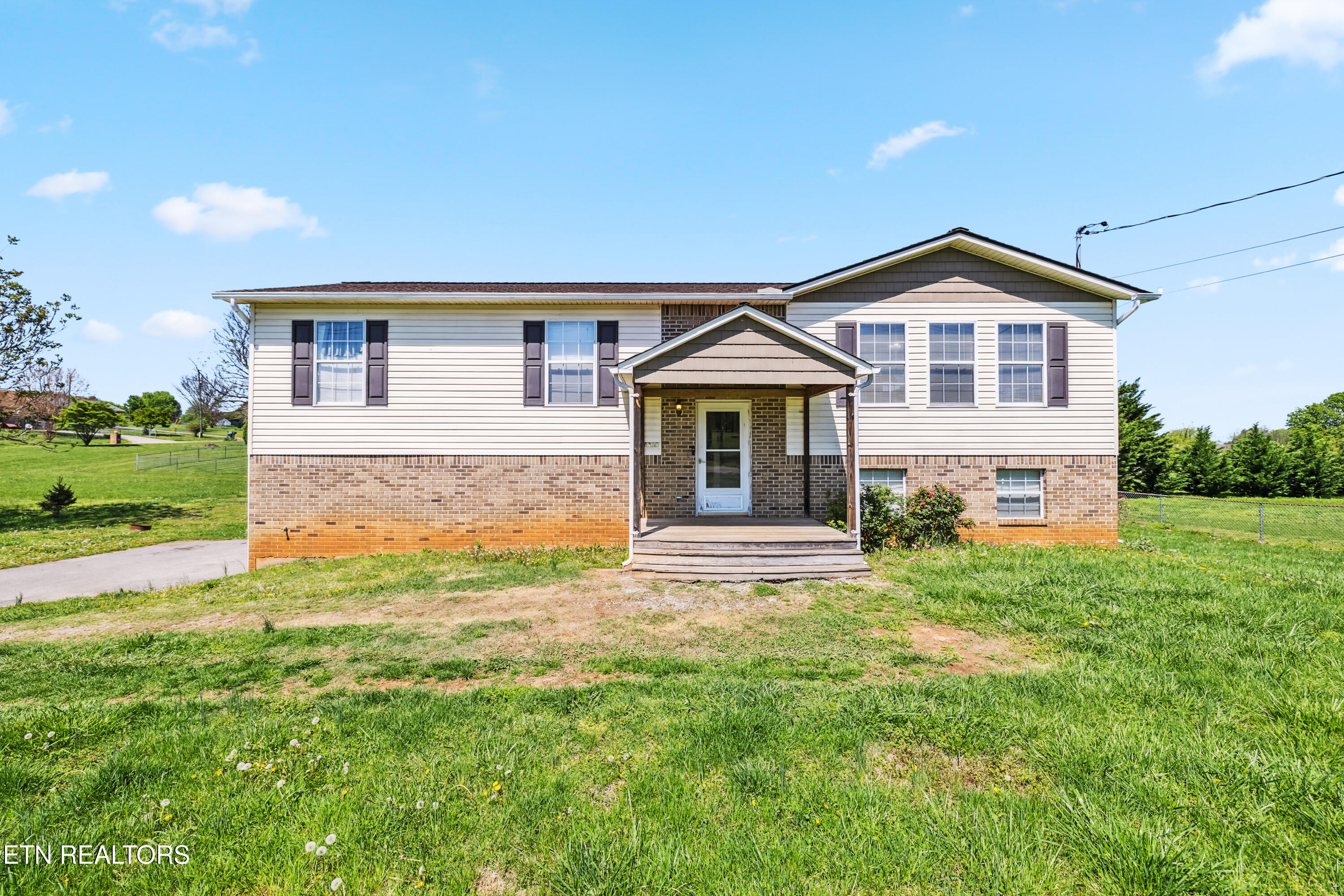 2310 Mccleary Road Sevierville TN 37876