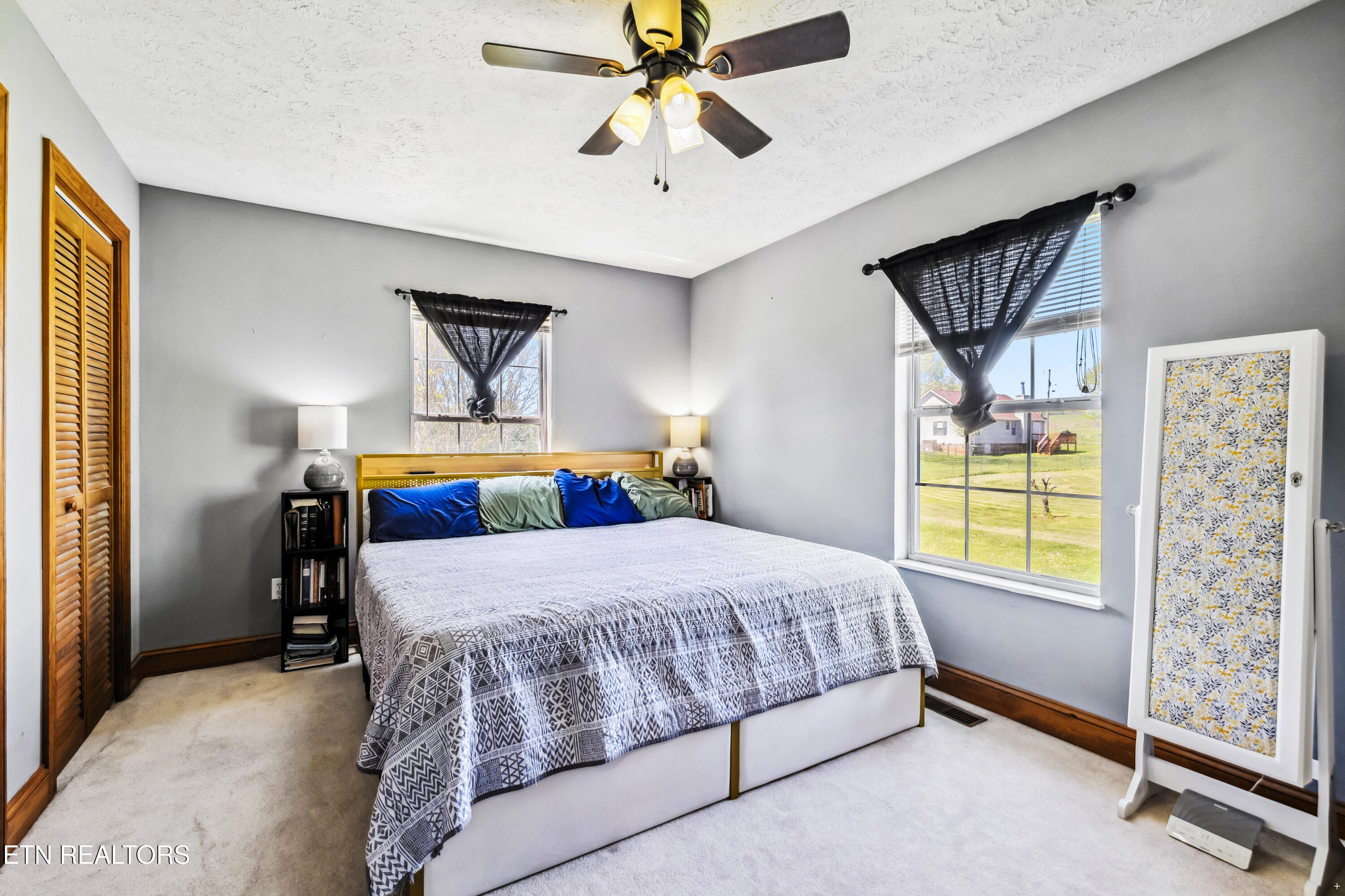 2310 Mccleary Road Sevierville TN 37876