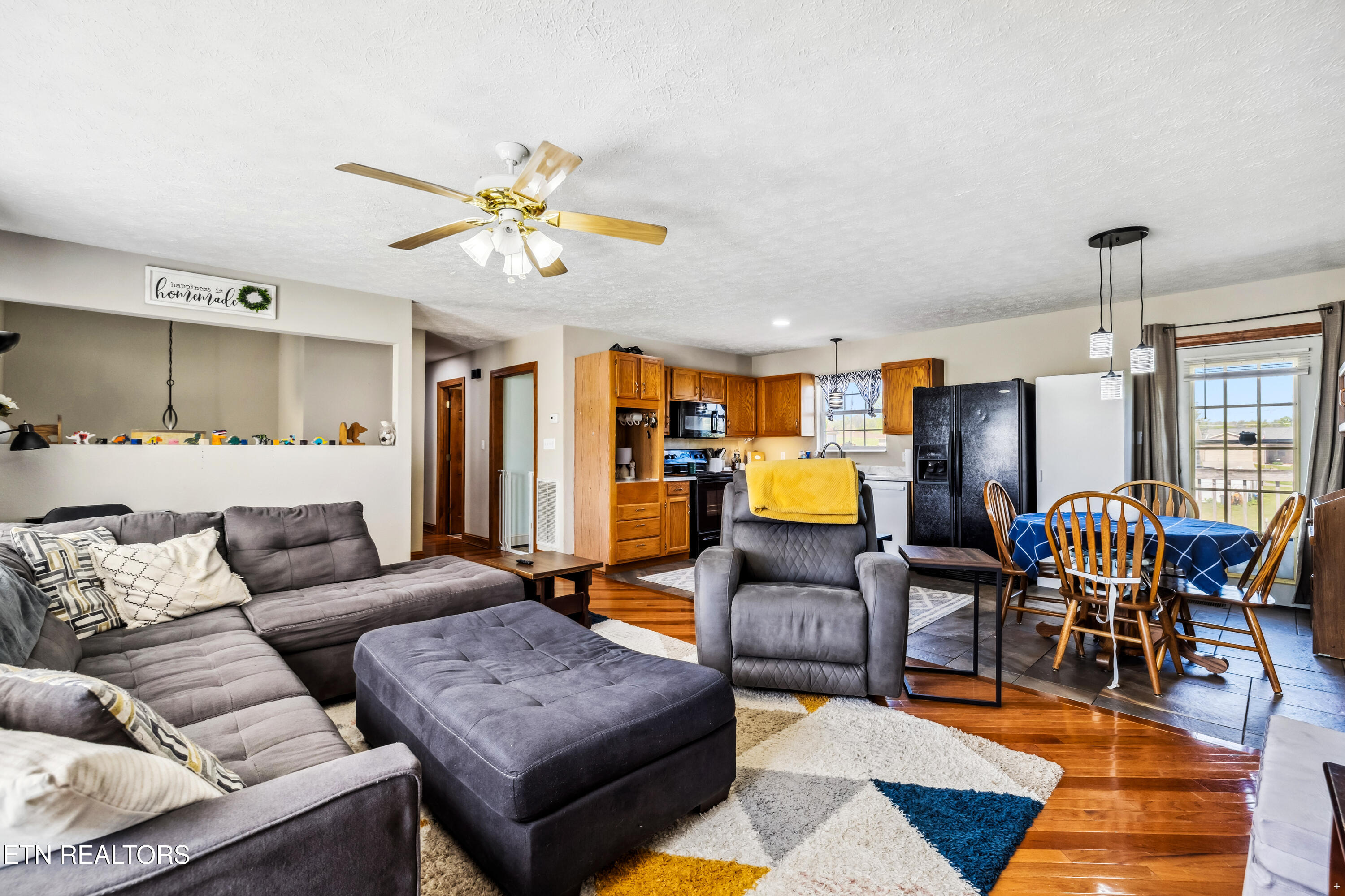2310 Mccleary Road Sevierville TN 37876