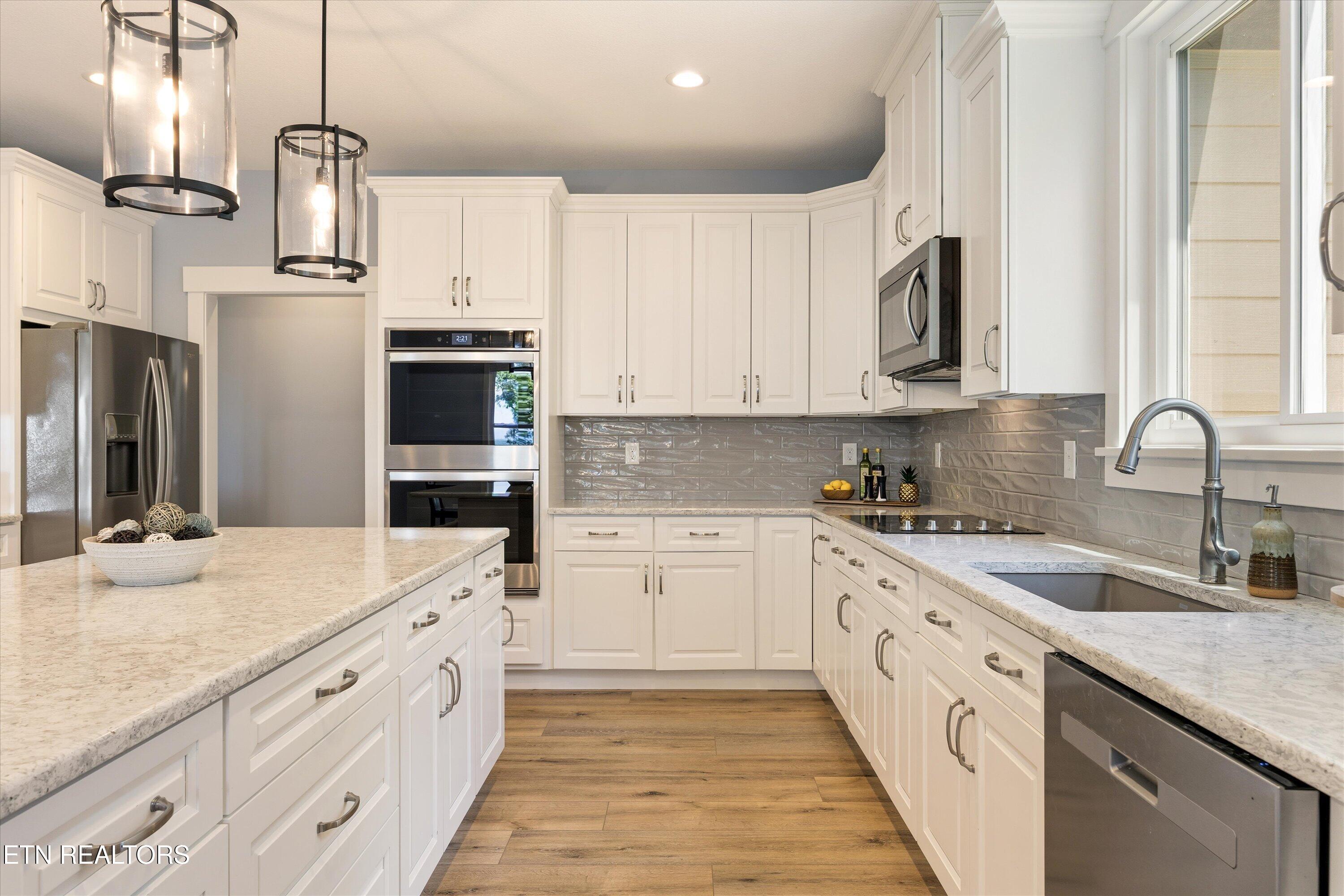 3661 Russell Brothers Road Sharps Chapel TN 37866