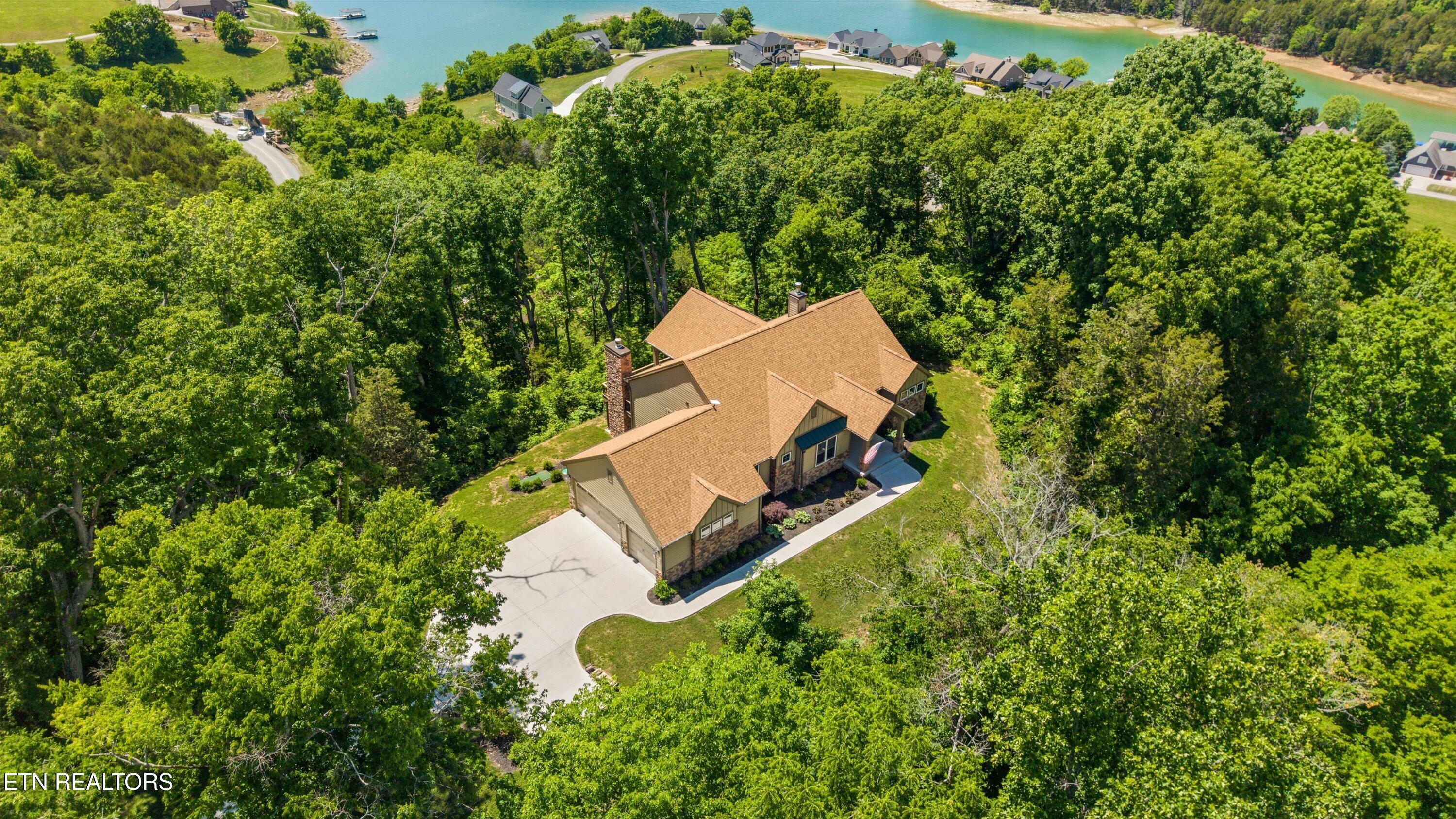 3661 Russell Brothers Road Sharps Chapel TN 37866