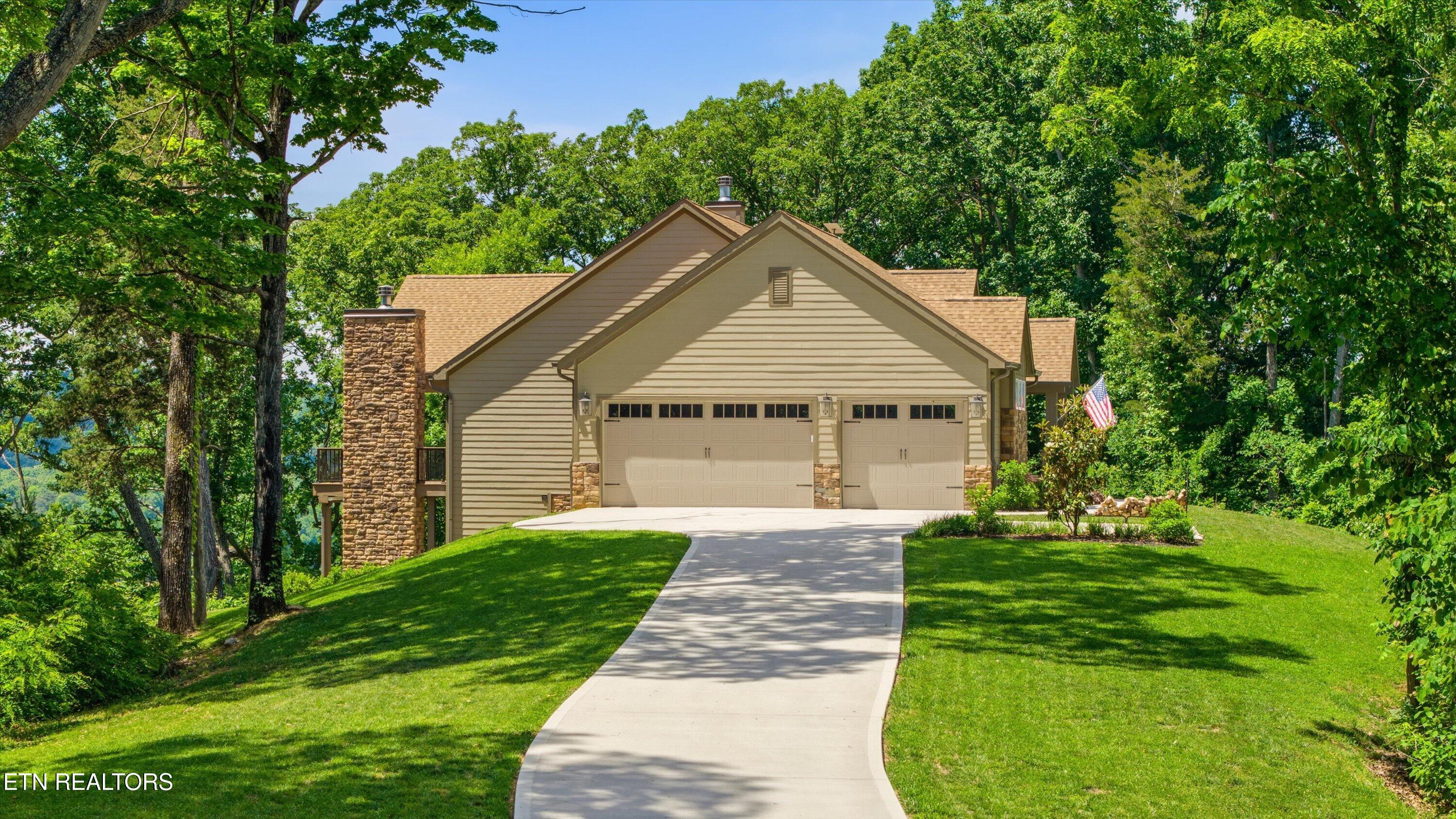 3661 Russell Brothers Road Sharps Chapel TN 37866