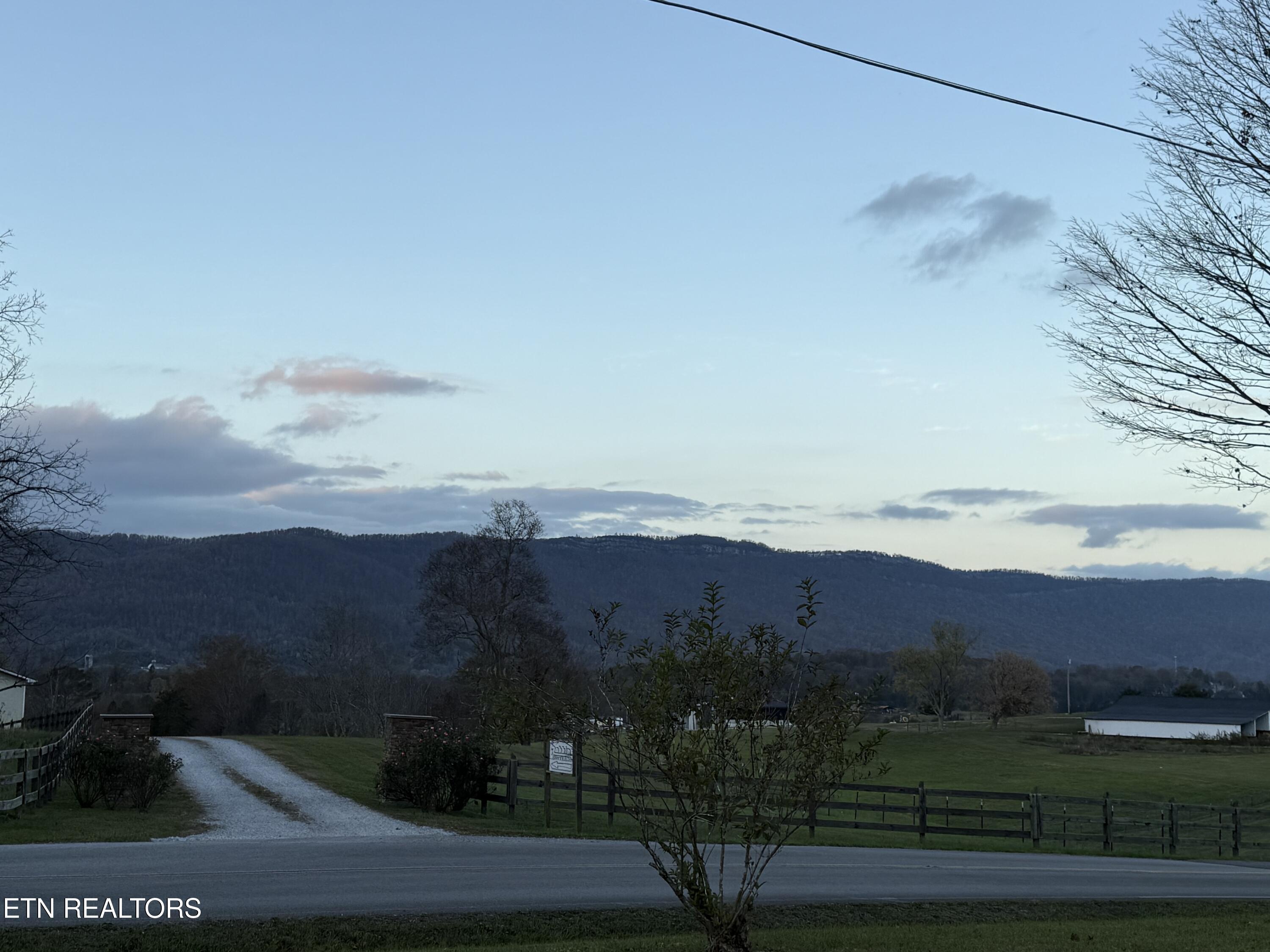1184 Davis Chapel Road Lafollette TN 37766