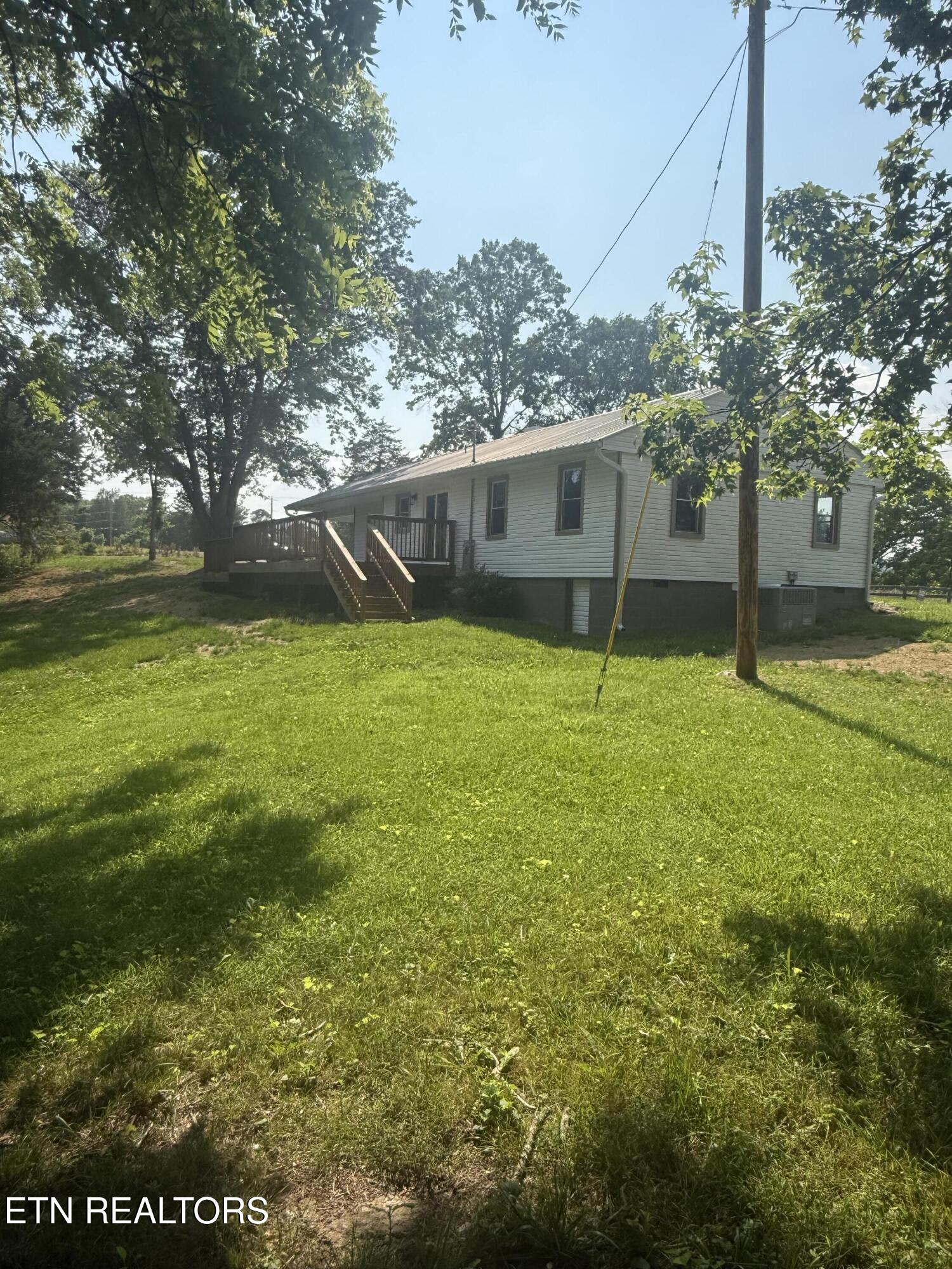 1184 Davis Chapel Road Lafollette TN 37766