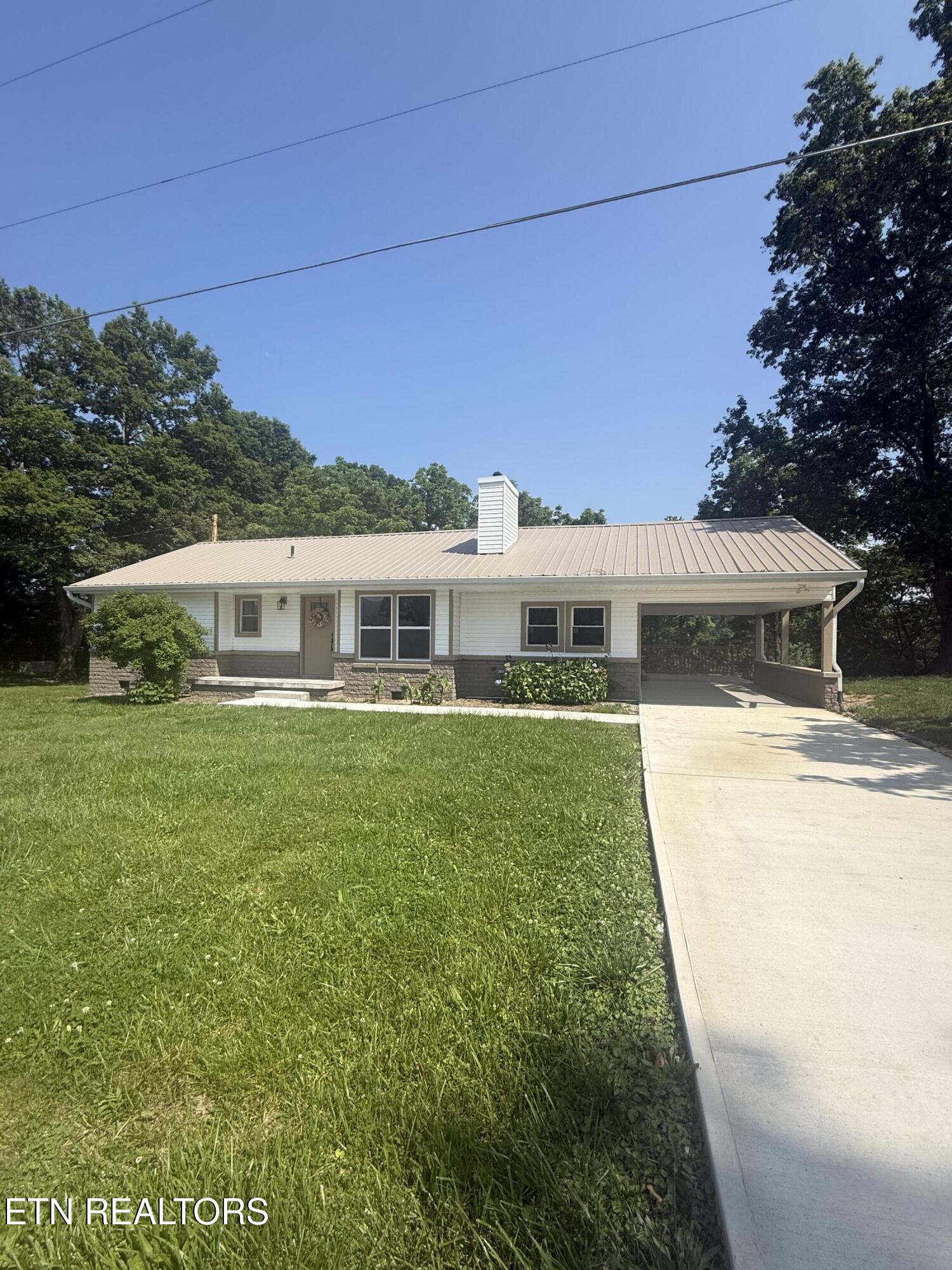1184 Davis Chapel Road Lafollette TN 37766