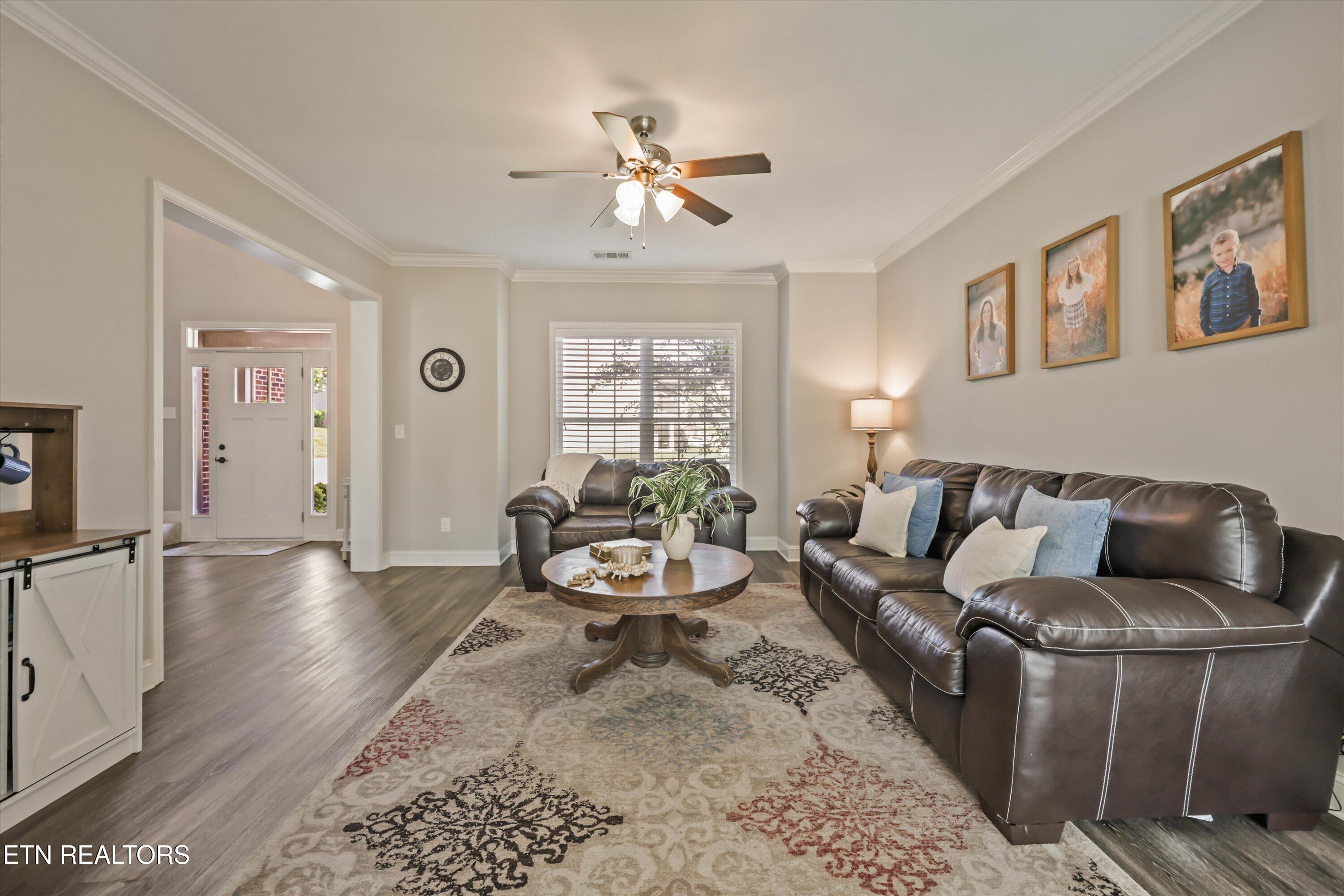 2058 Gusty Wind Lane Knoxville TN 37932