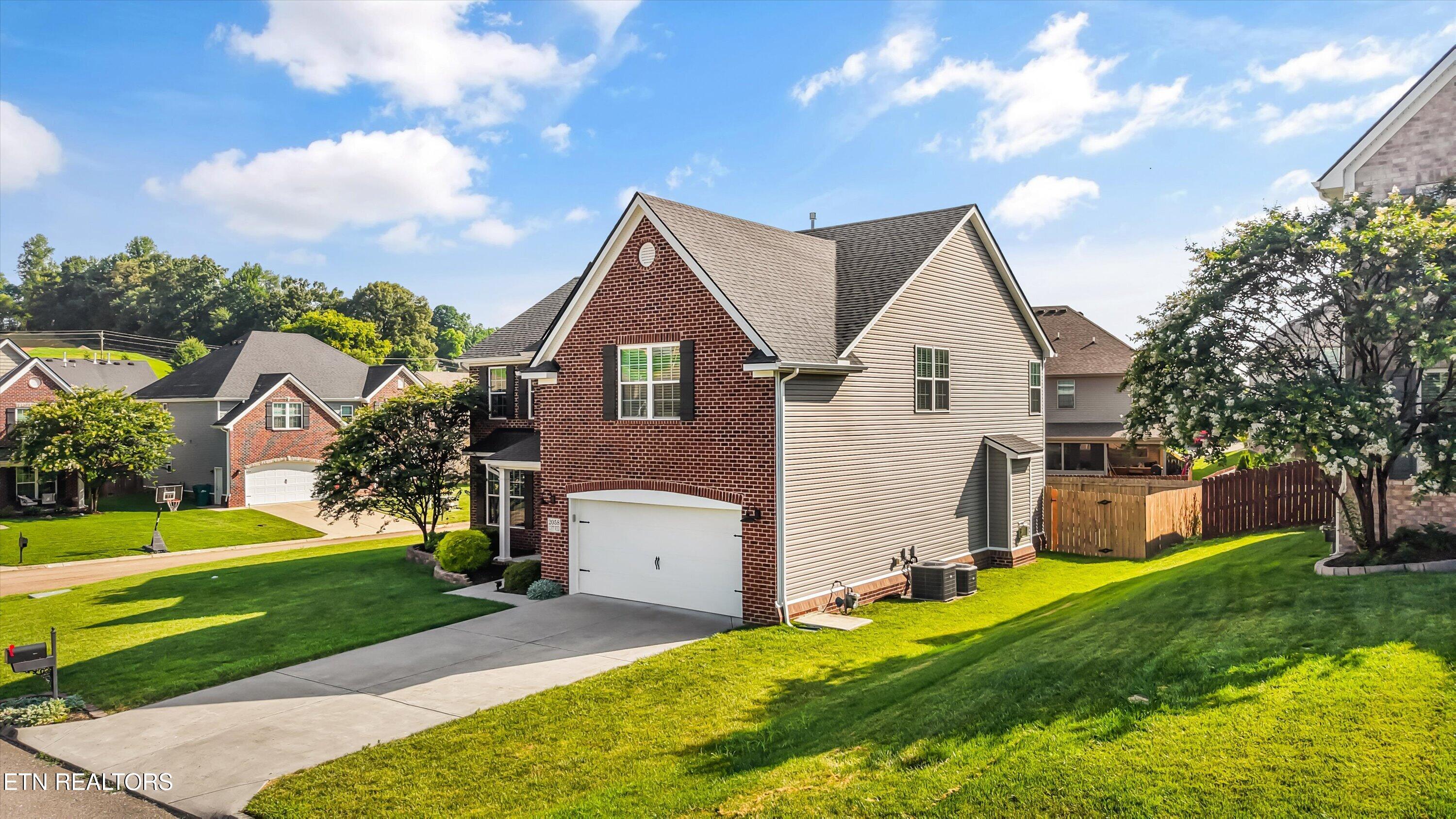 2058 Gusty Wind Lane Knoxville TN 37932