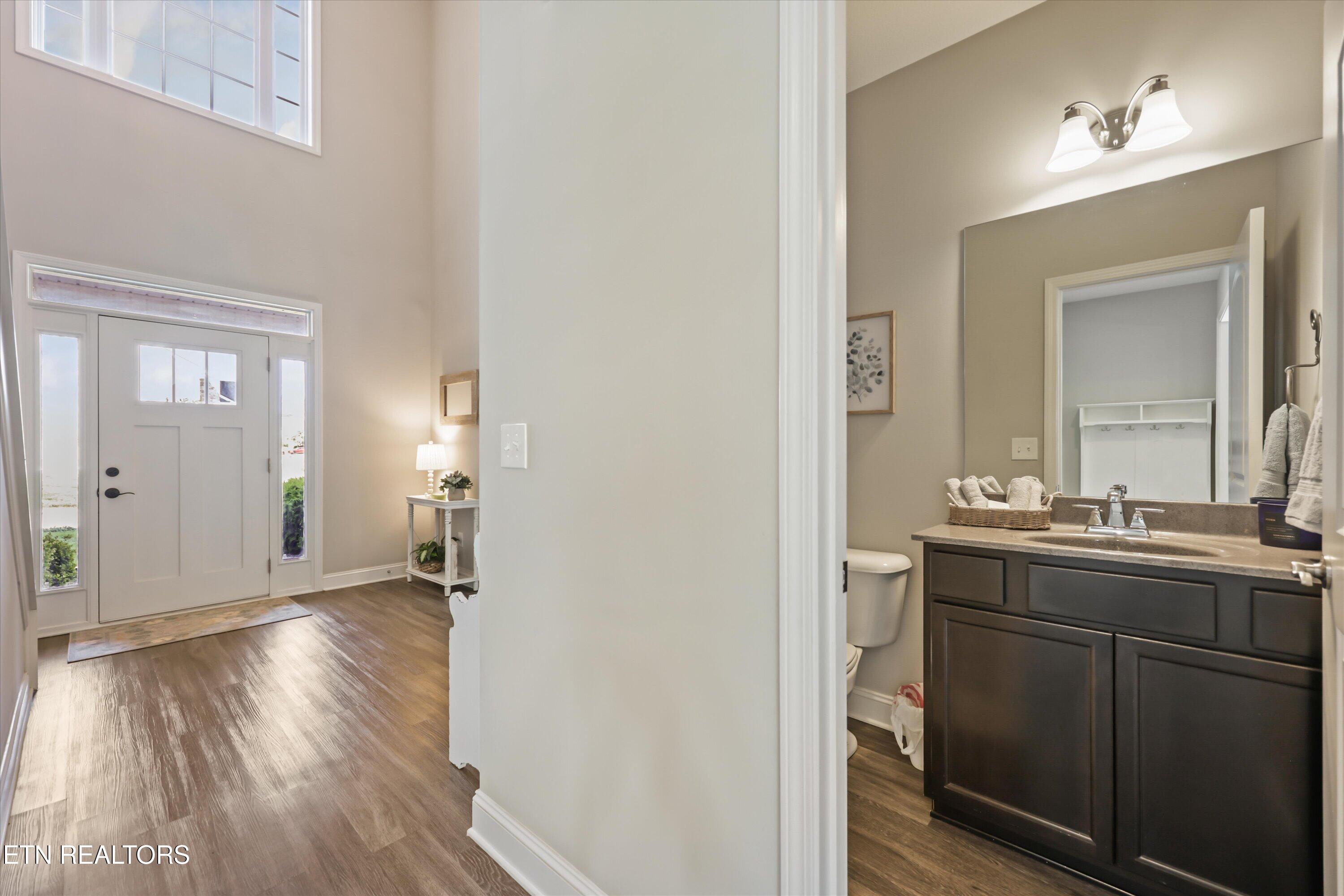 2058 Gusty Wind Lane Knoxville TN 37932